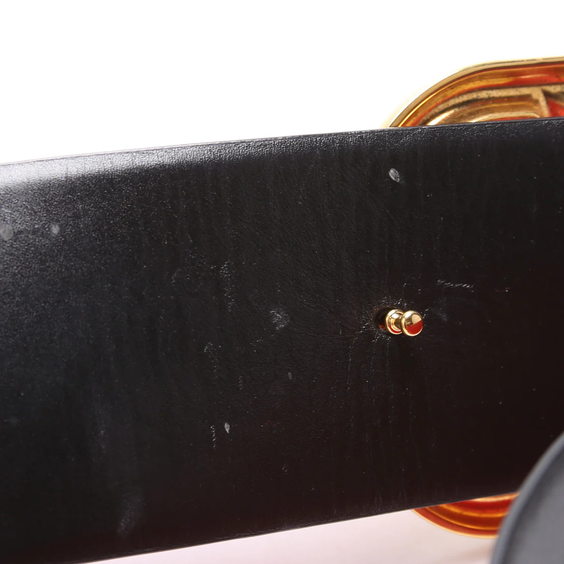 Reversible V Logo Signature Belt 70MM Size 70/28 Red/Black - Image 4