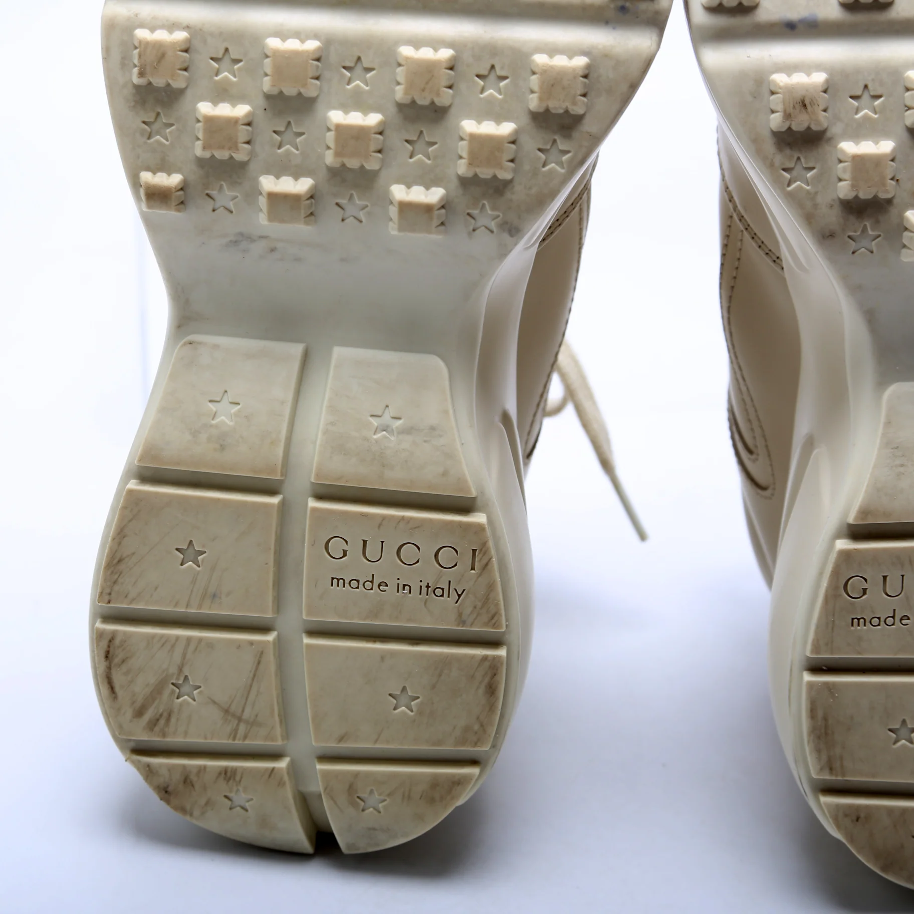 Rhyton Logo Sneakers Size 36.5 Cream - Image 9