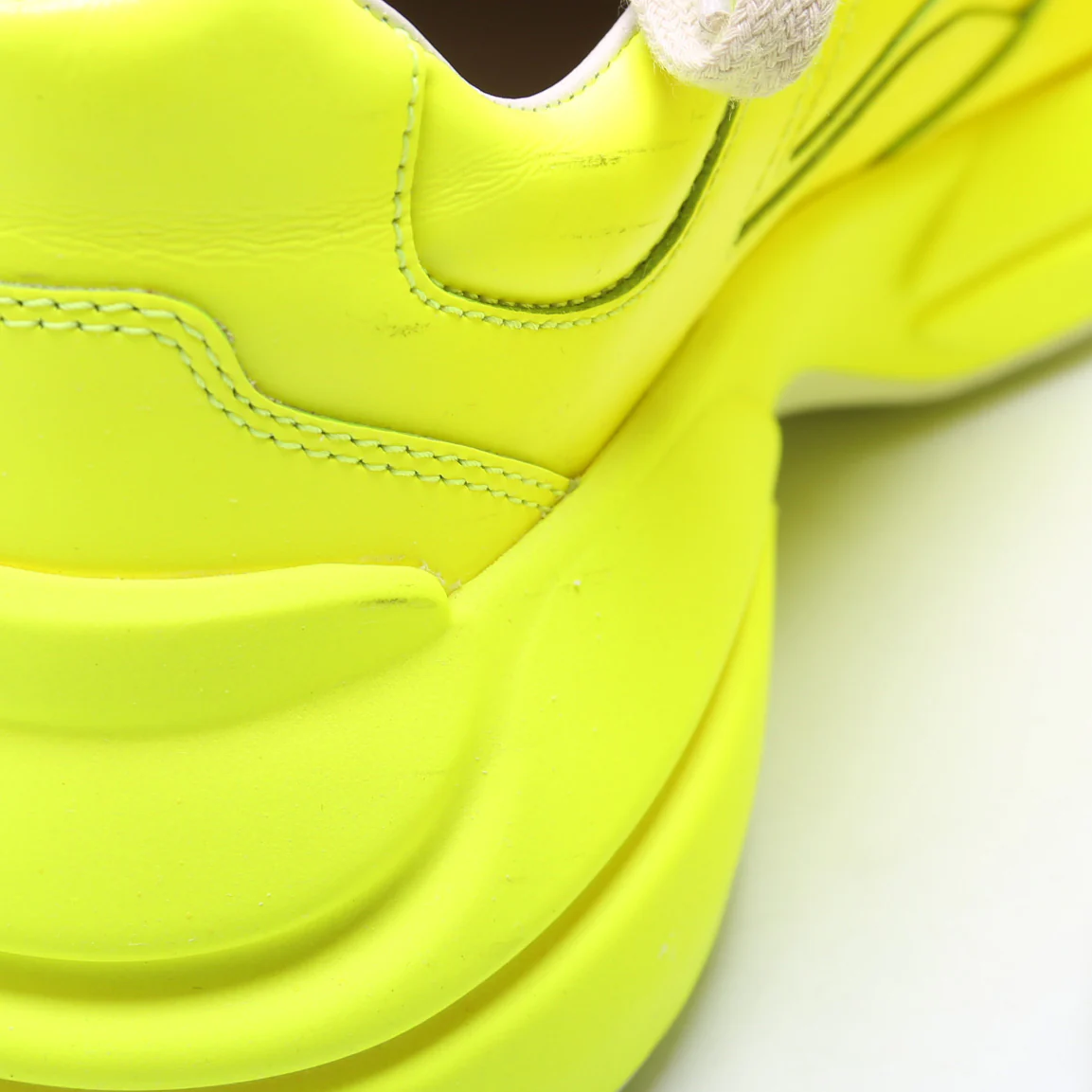 Rhyton Sneakers Size 38 - Image 5