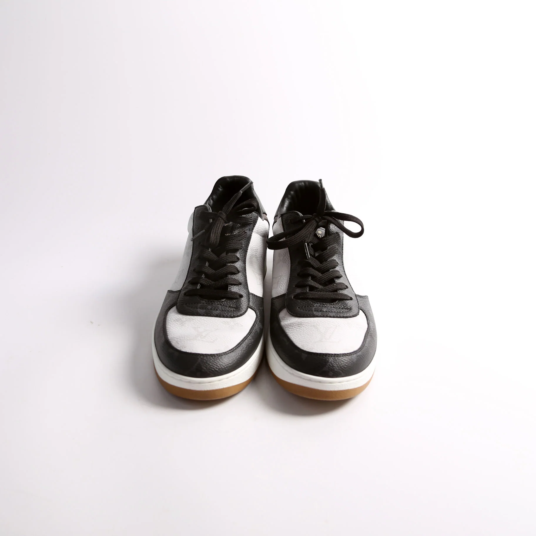 Rivoli Low Top Sneakers Men's Size 7.5 - Image 2