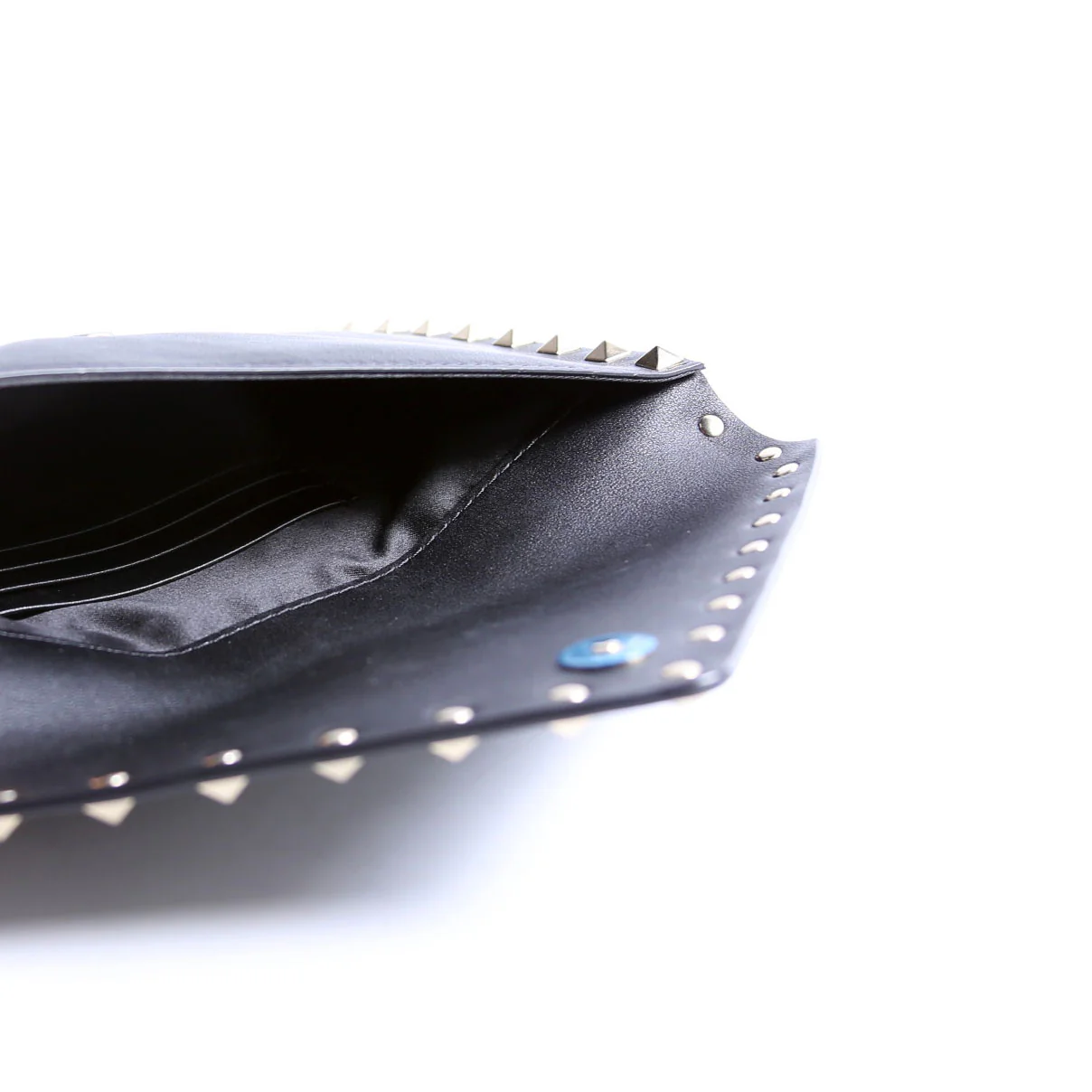 Rockstud Envelope Wristlet Clutch Black - Image 12