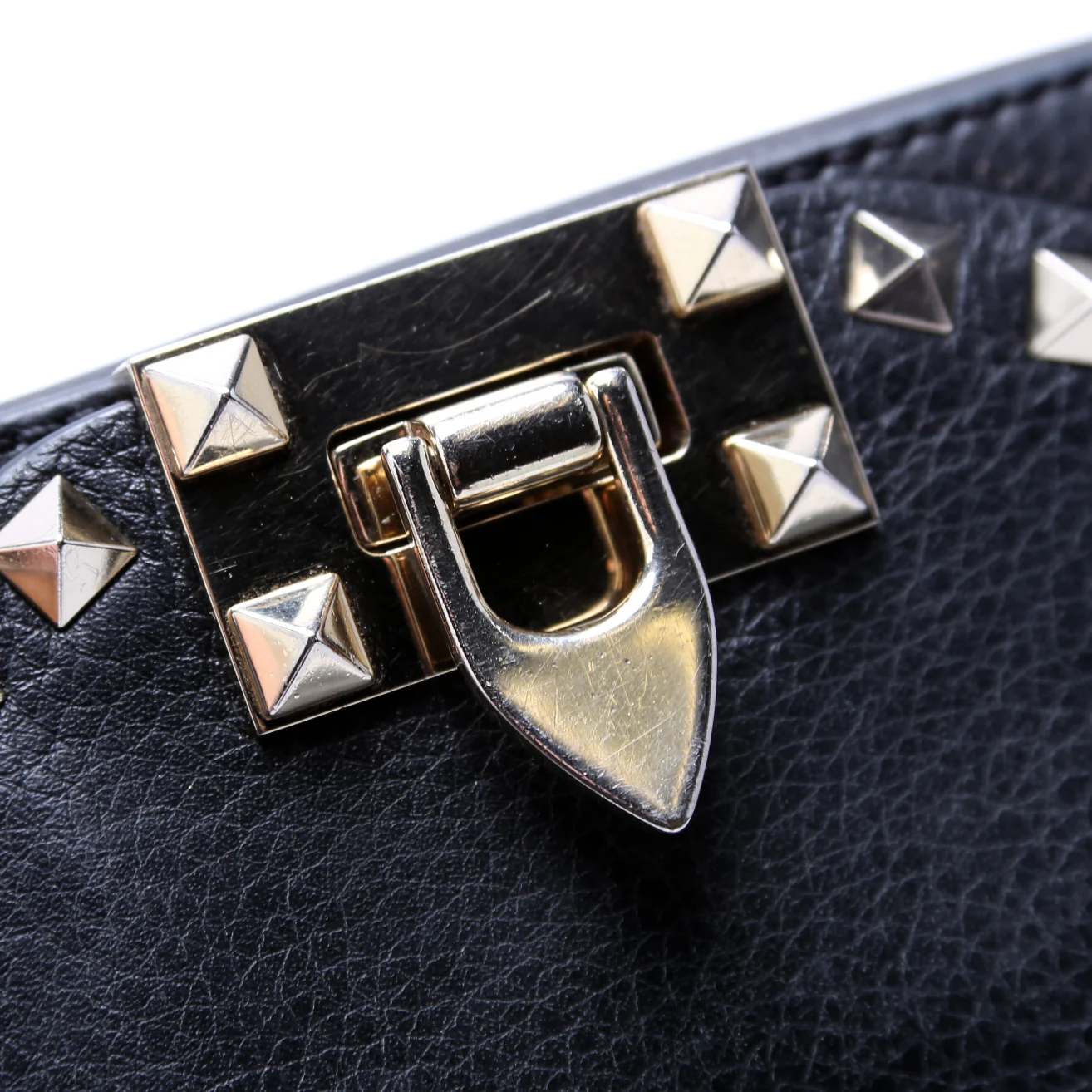 Rockstud Flip Lock Camera Bag - Image 10