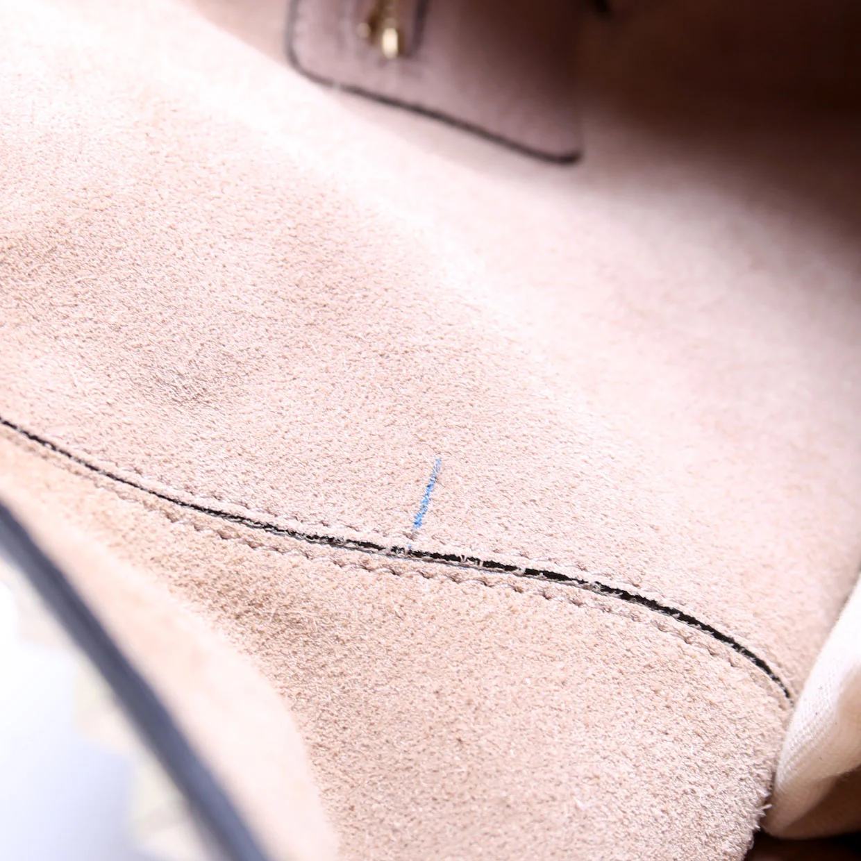 Rockstud Large Shopping Tote Beige - Image 12
