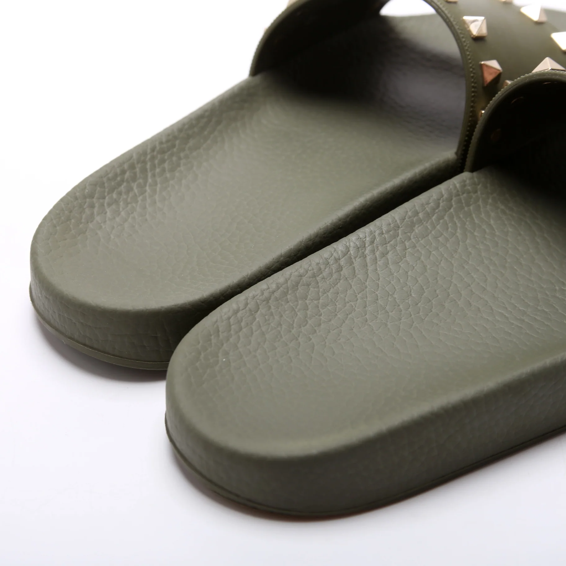 Rockstud Rubber Slides Size 39 - Image 5