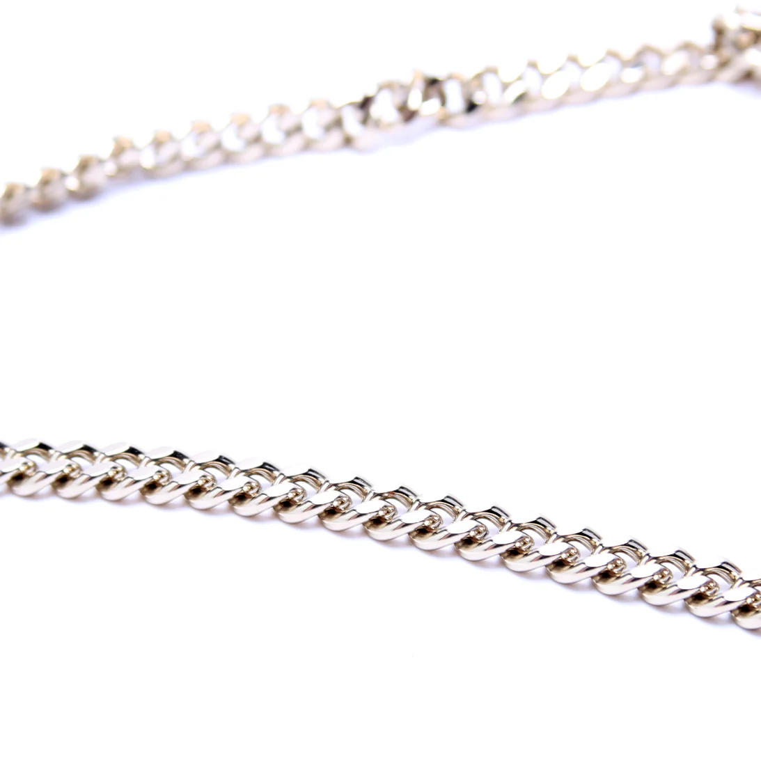 Rockstud Top Handle Chain Wallet Nude - Image 6