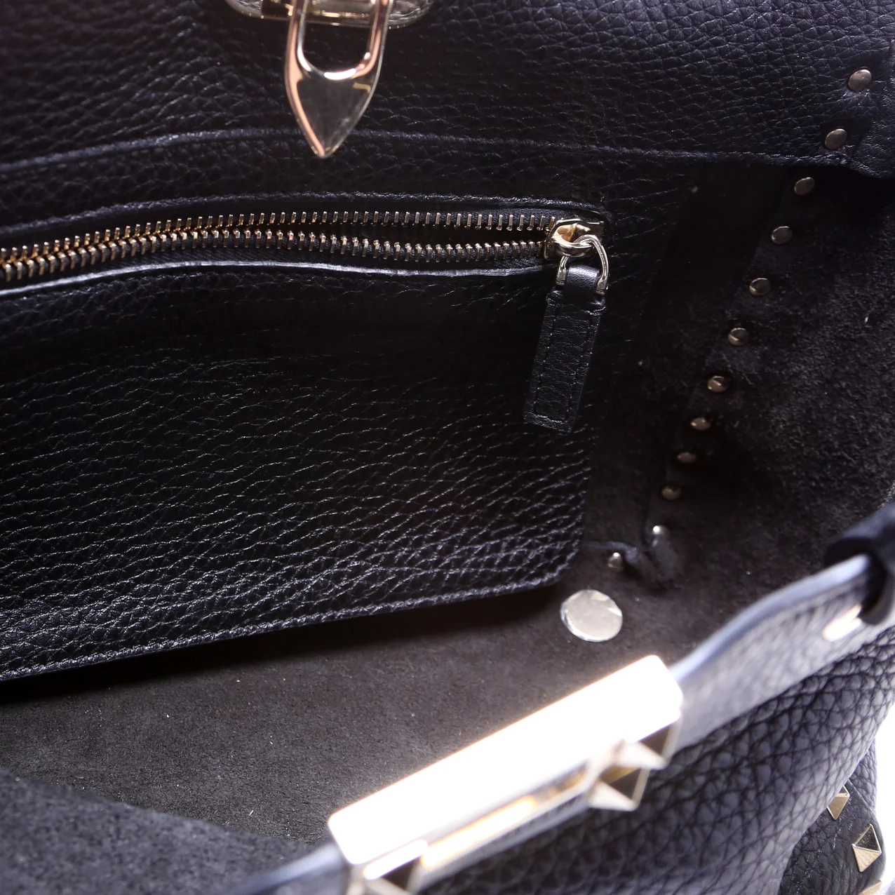 Rockstud Tote Small Black - Image 7