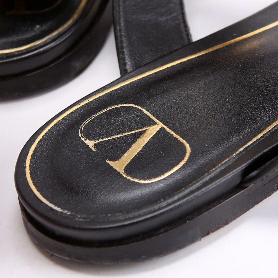Roman Stud Gladiator Sandals Size 38.5 Black/Gold - Image 6