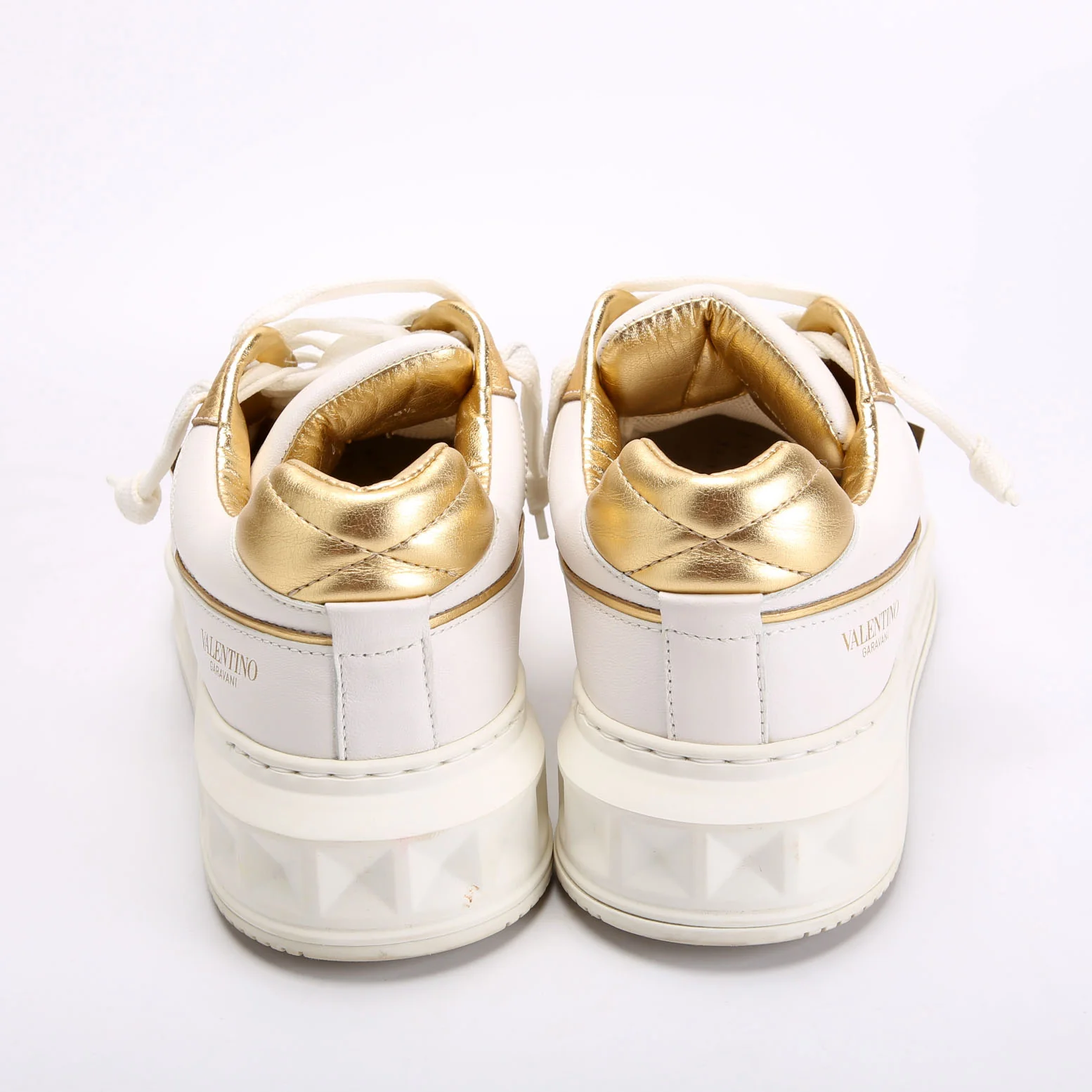 Roman Stud Sneakers Size 38.5 - Image 4