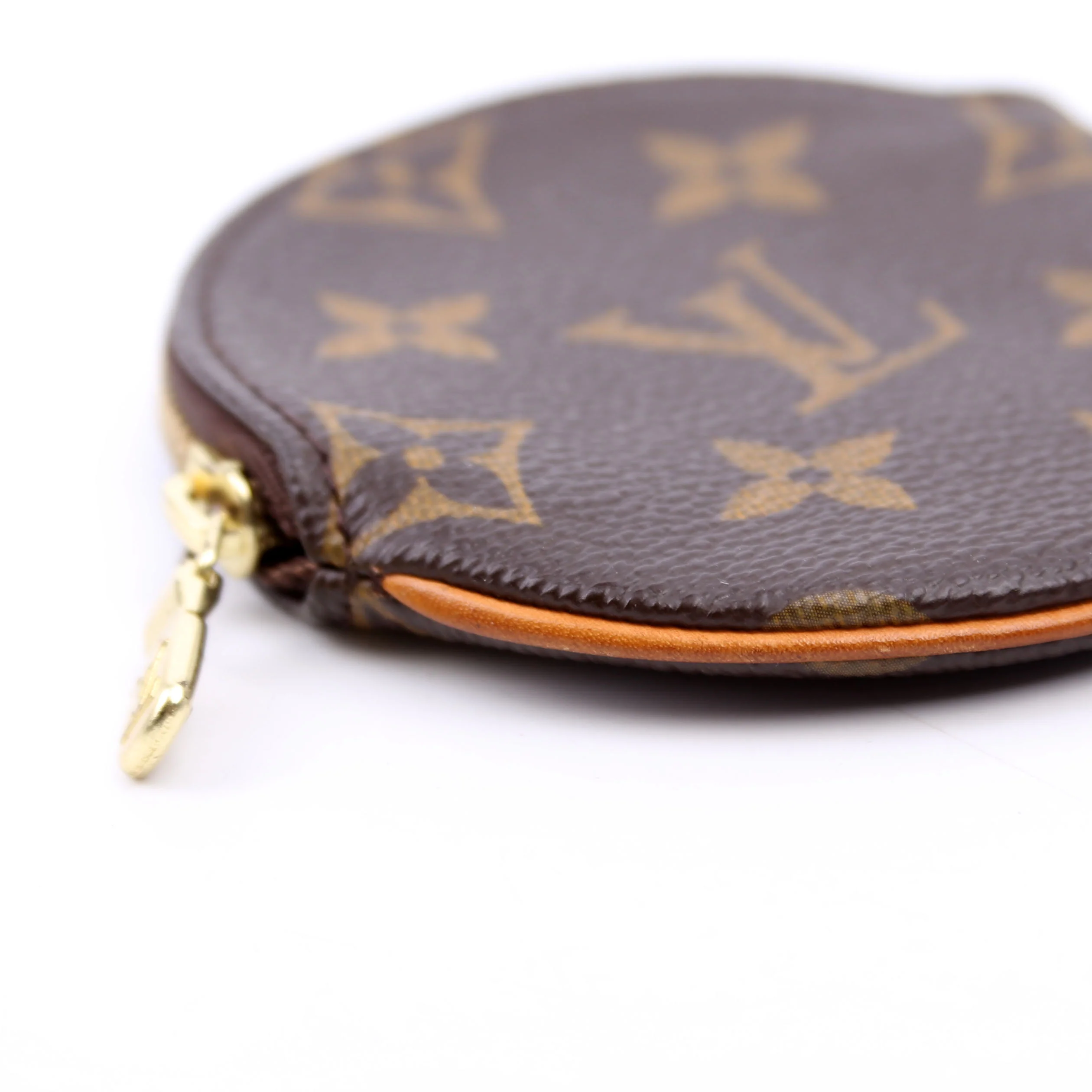 Round Coin Purse Monogram - Image 6
