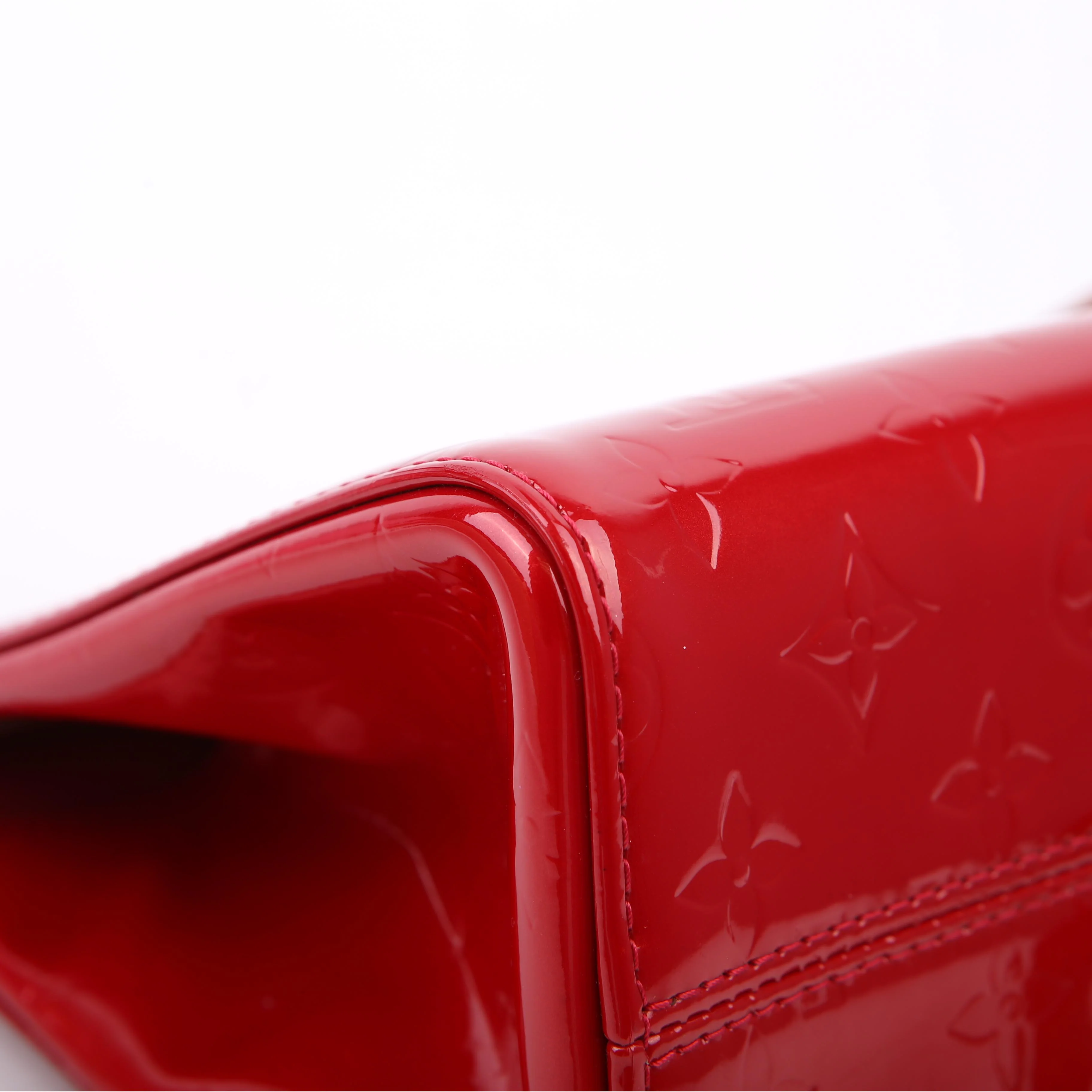 Roxbury Drive Vernis Red - Image 5
