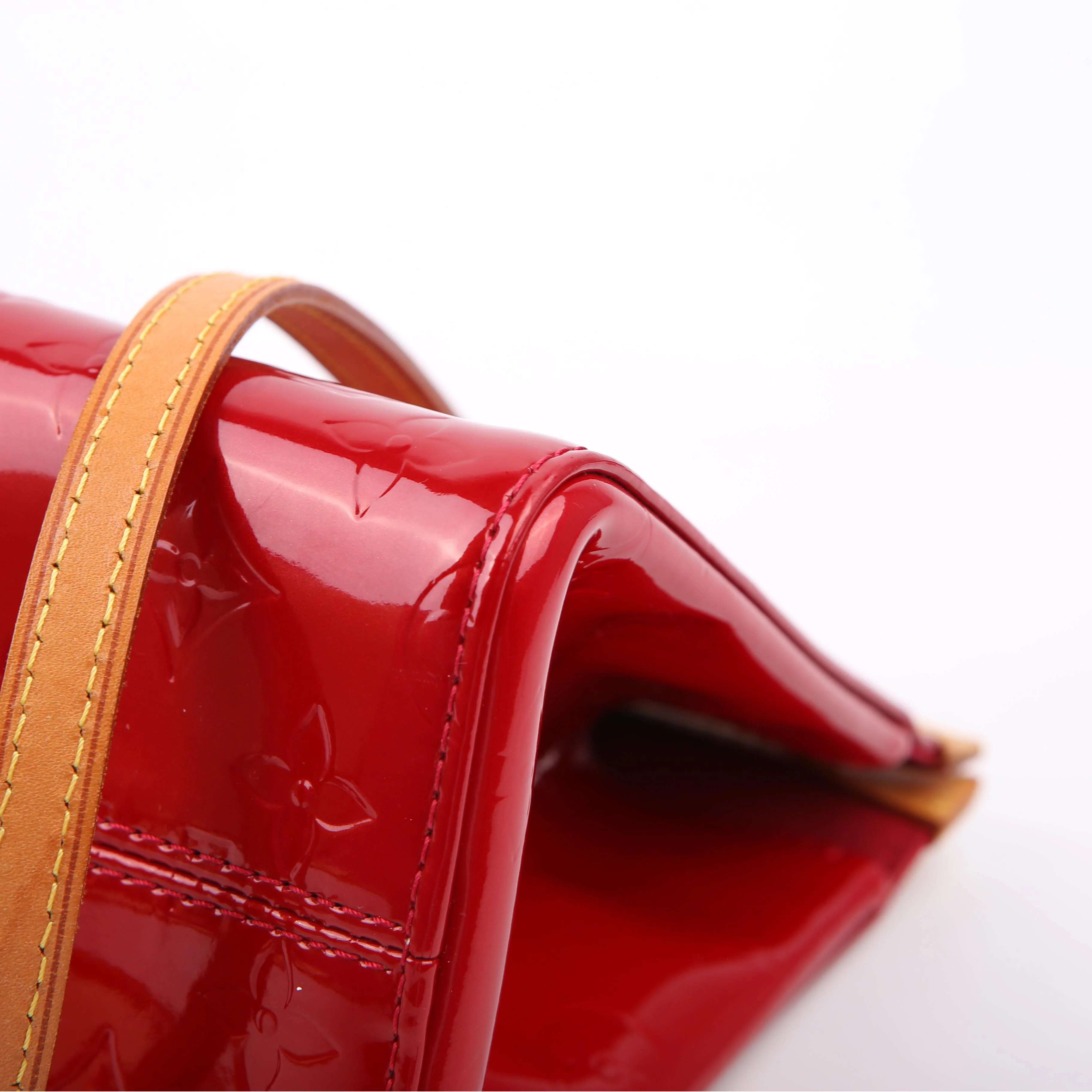Roxbury Drive Vernis Red - Image 6