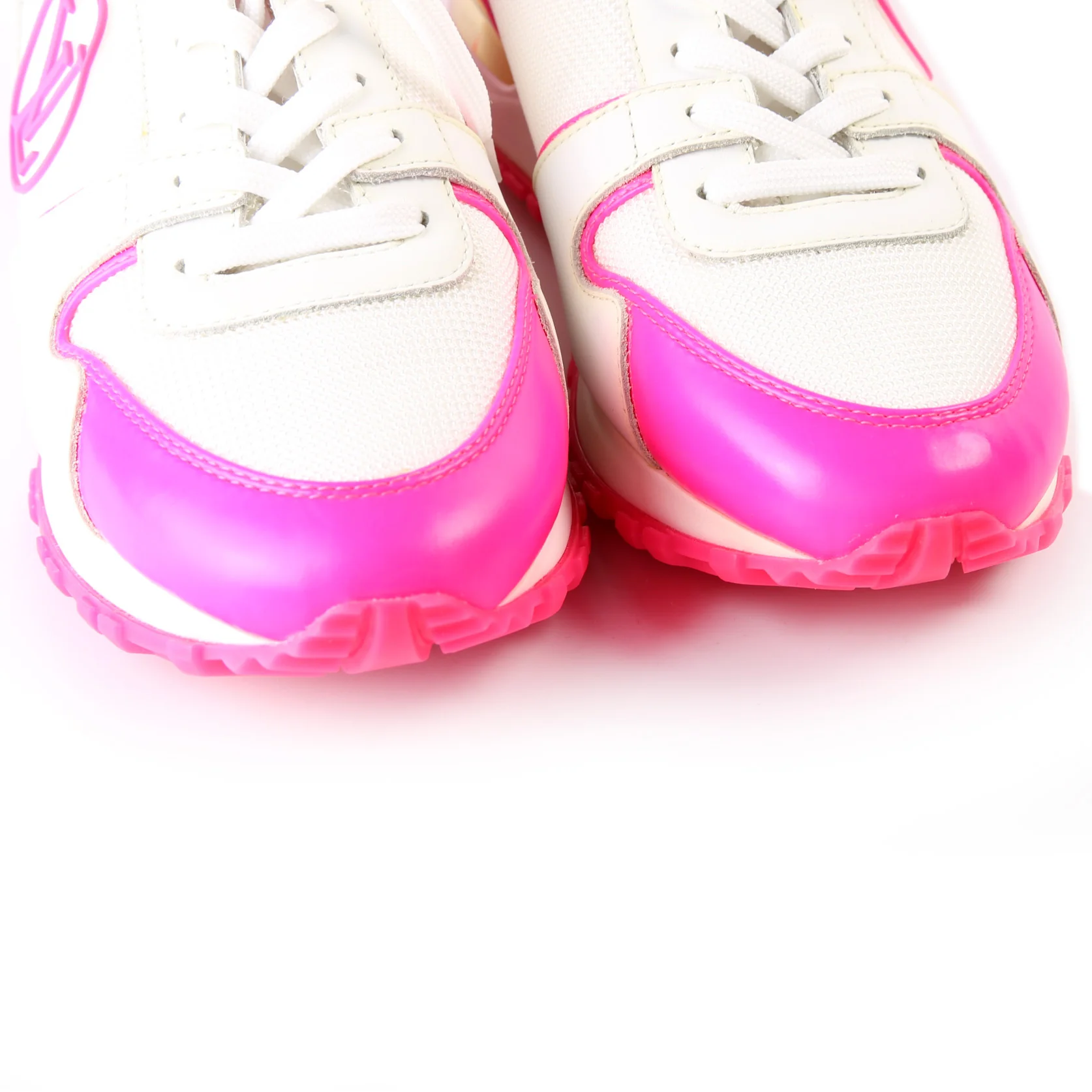 Run Away Sneakers Size 38 - Image 9