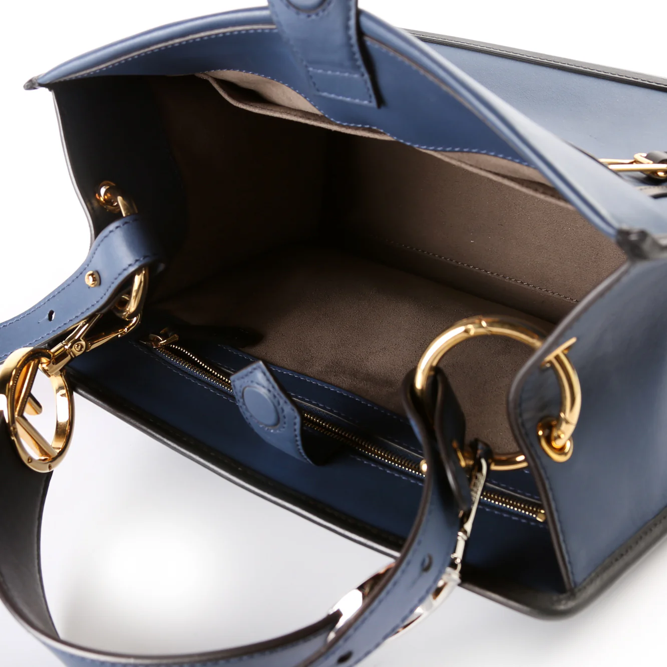 Runaway Small Satchel - Image 9