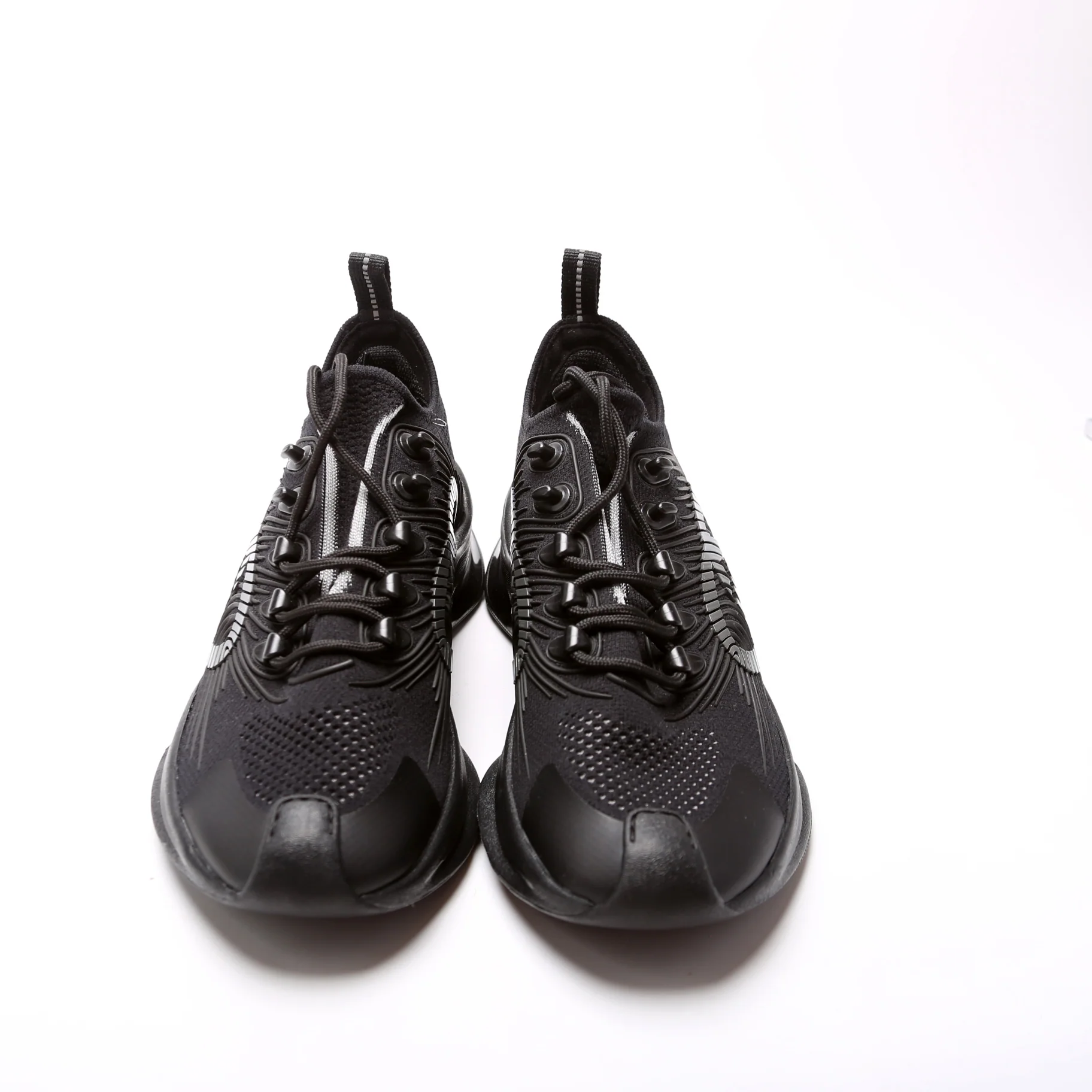 Runner Sneakers Size 39.5 - Image 2