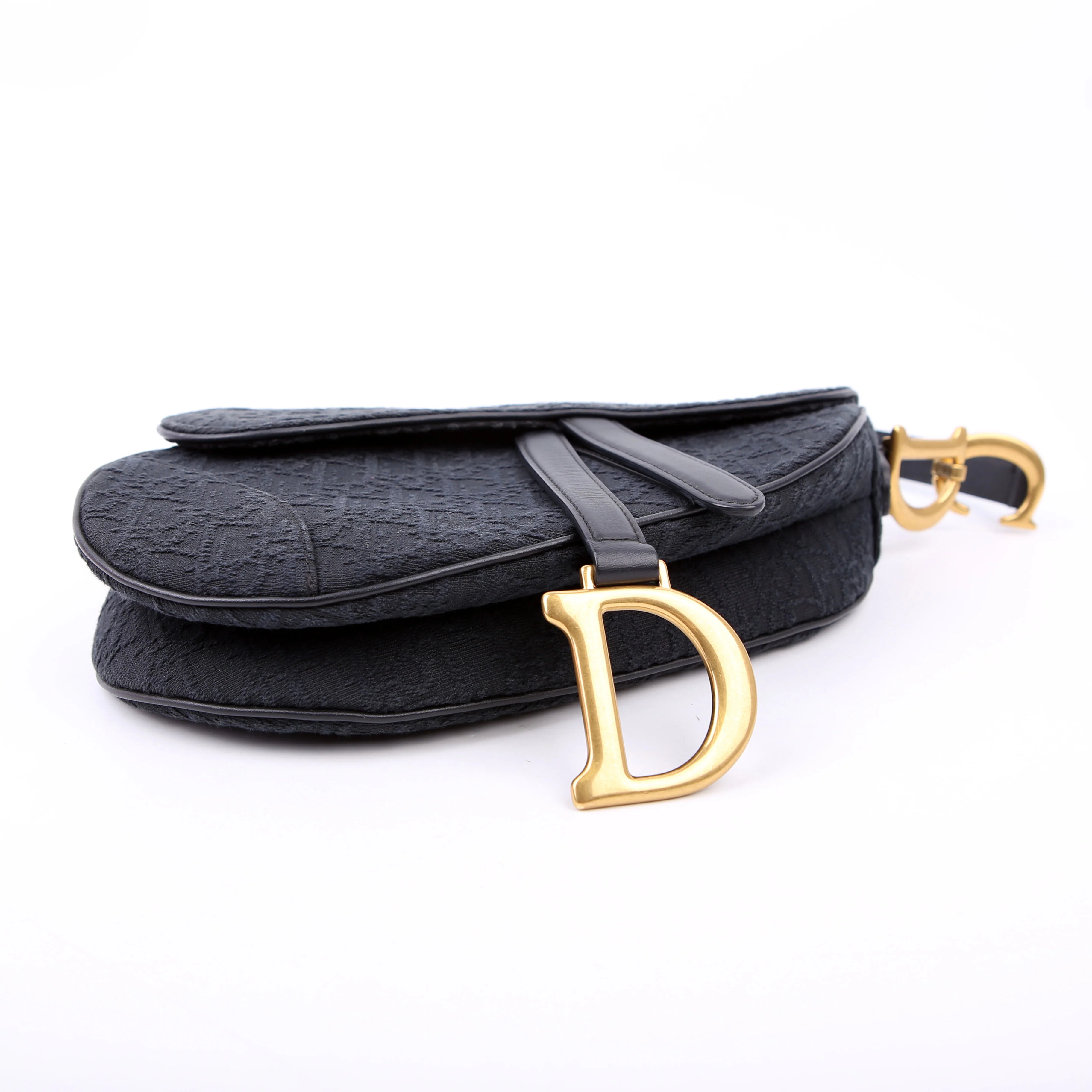 Saddle Bag Oblique Medium Black - Image 4