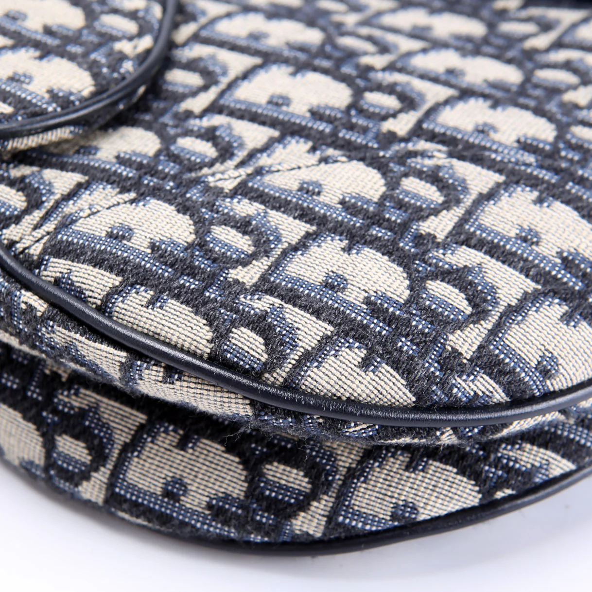 Saddle Bag Oblique Navy/Gold - Image 5