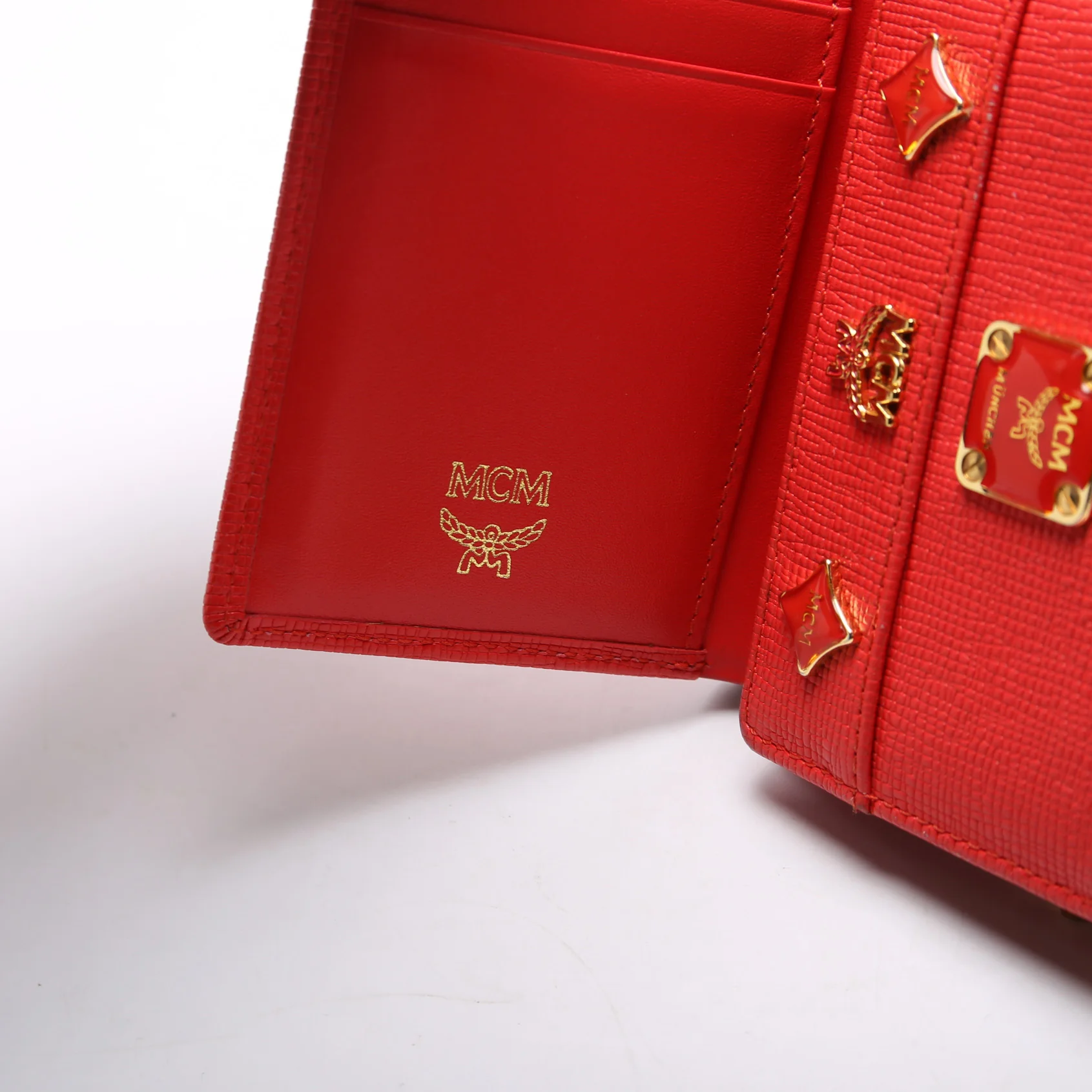 Saffiano Charm Tri-Fold Wallet - Image 8
