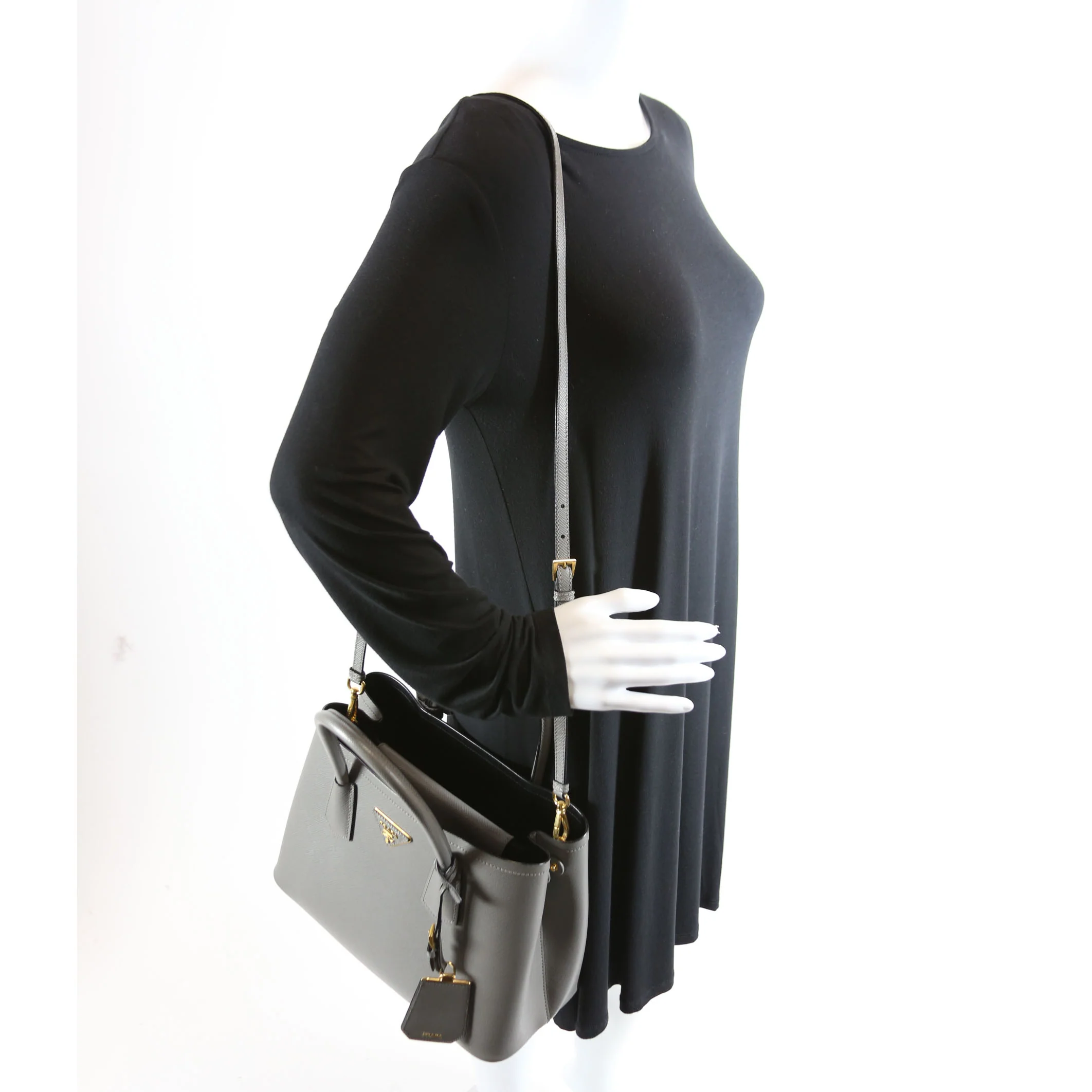 Saffiano Cuir Double Medium Grey - Image 10