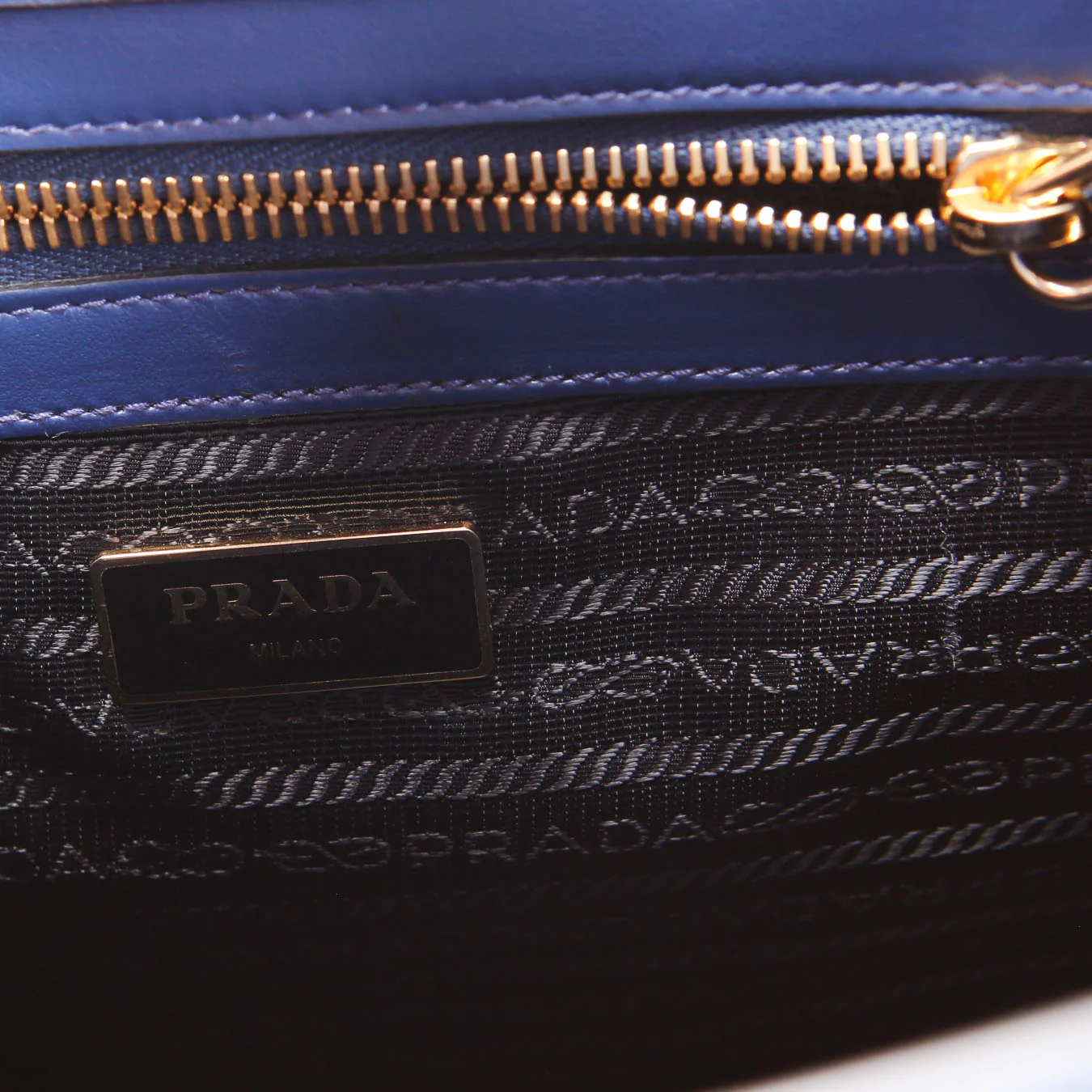 Saffiano Cuir Monochrome Top Handle Tote Blue/Gold - Image 9