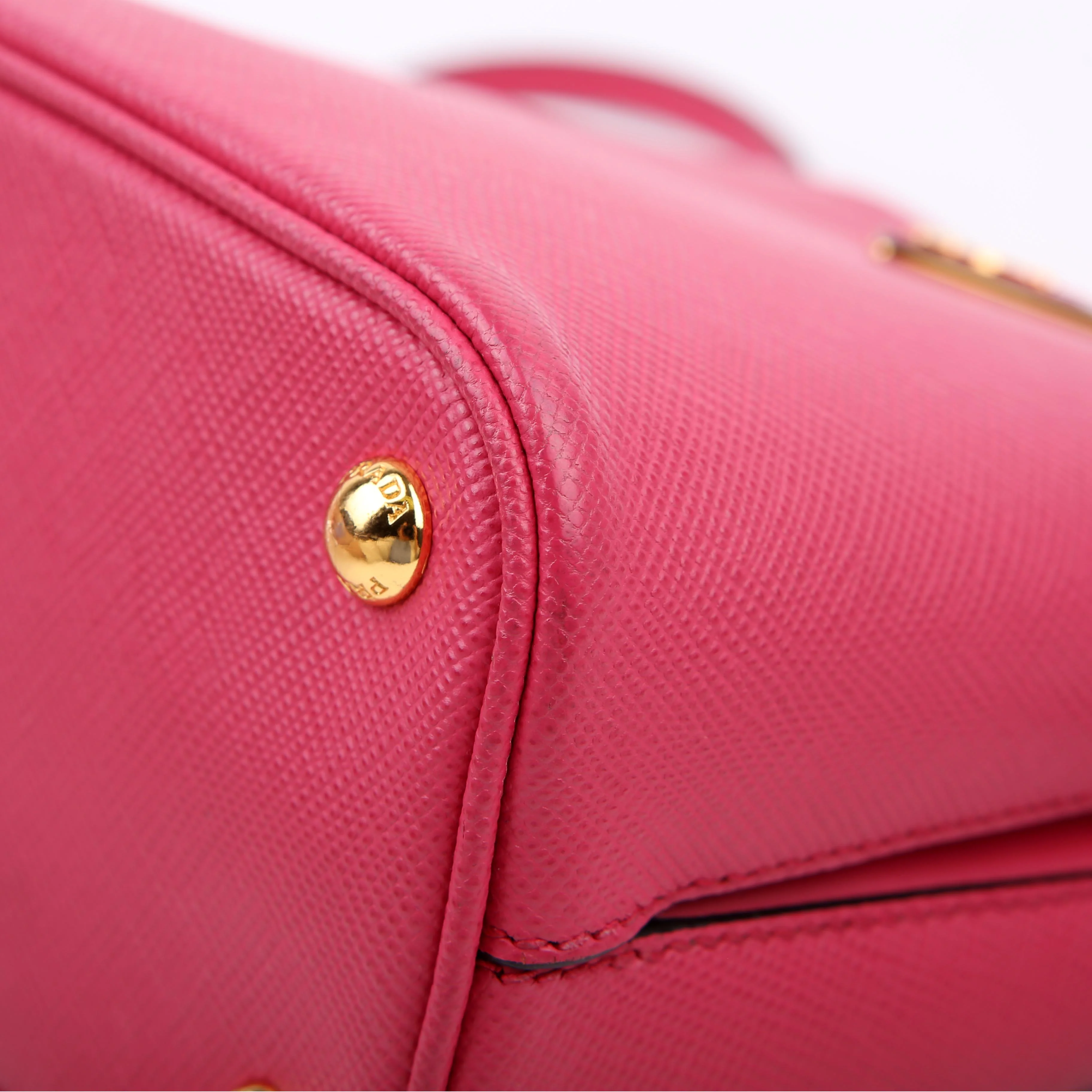 Saffiano Cuir Small Panier Bag Pink - Image 6