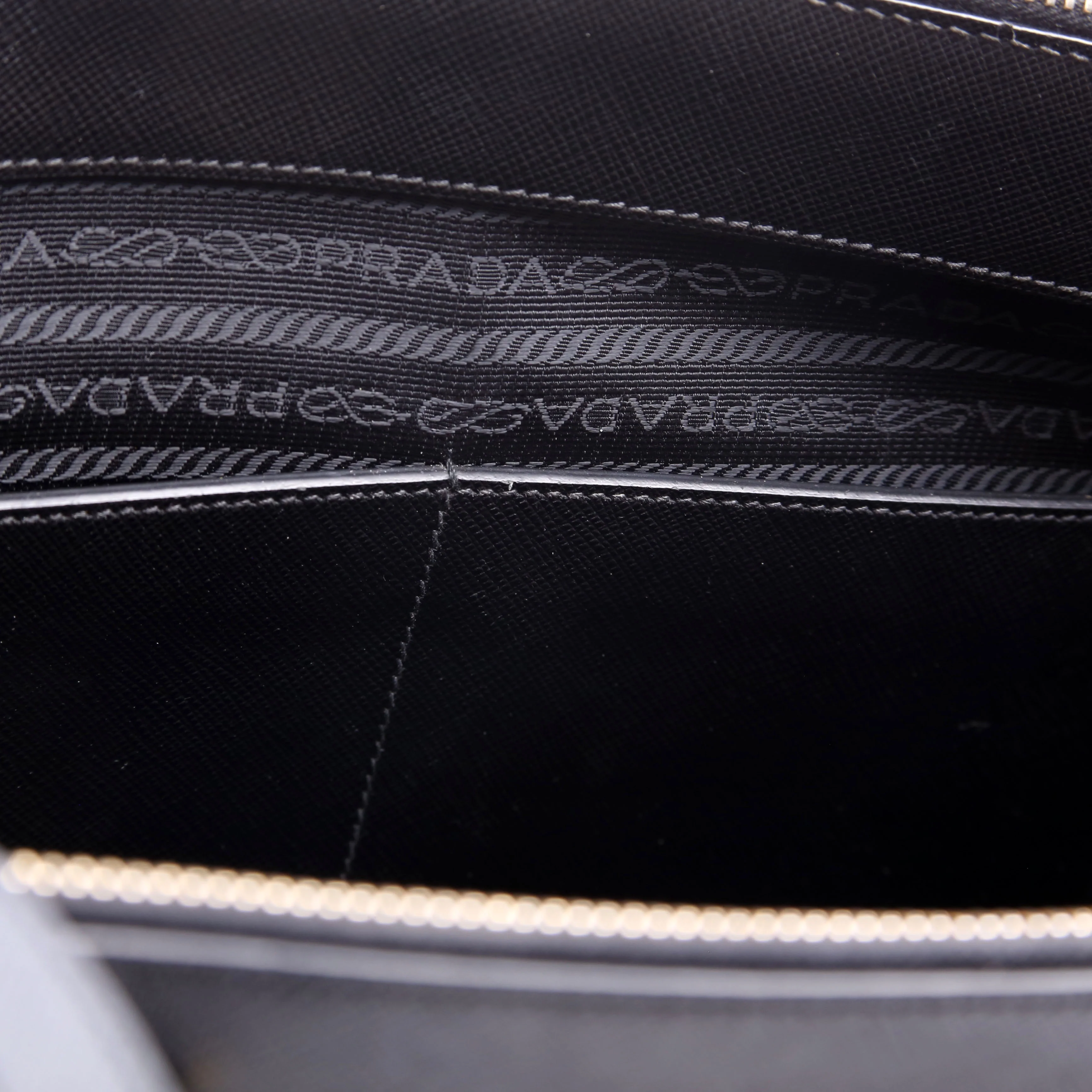 Saffiano Galleria Medium Black - Image 11