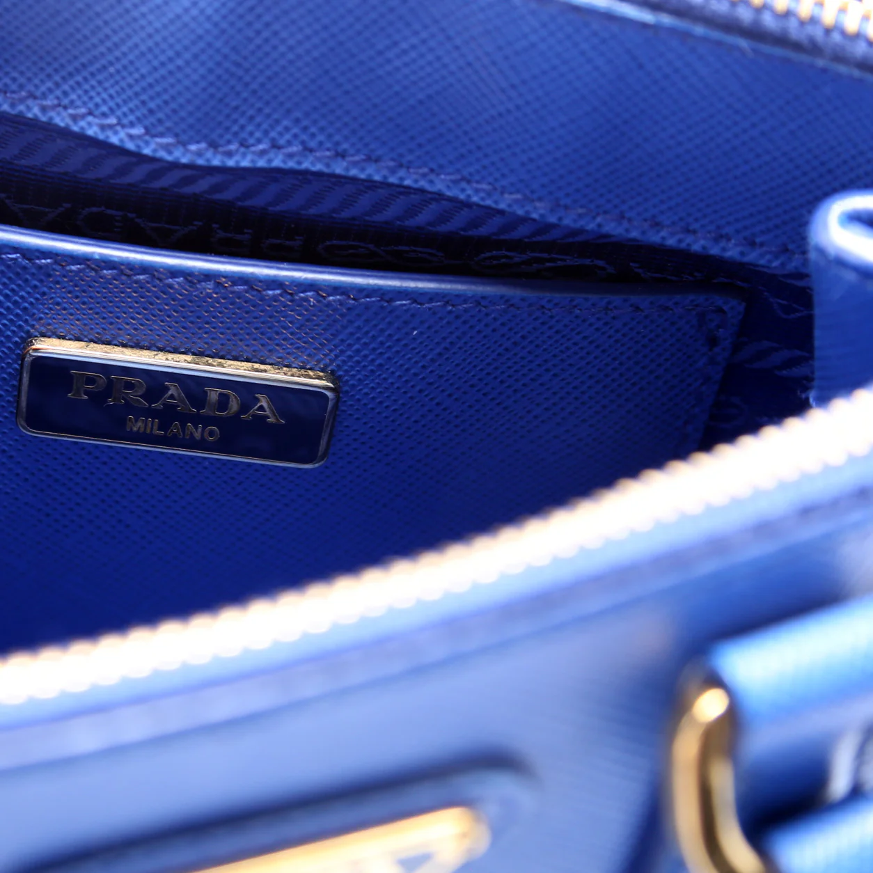 Saffiano Galleria Mini - Image 7