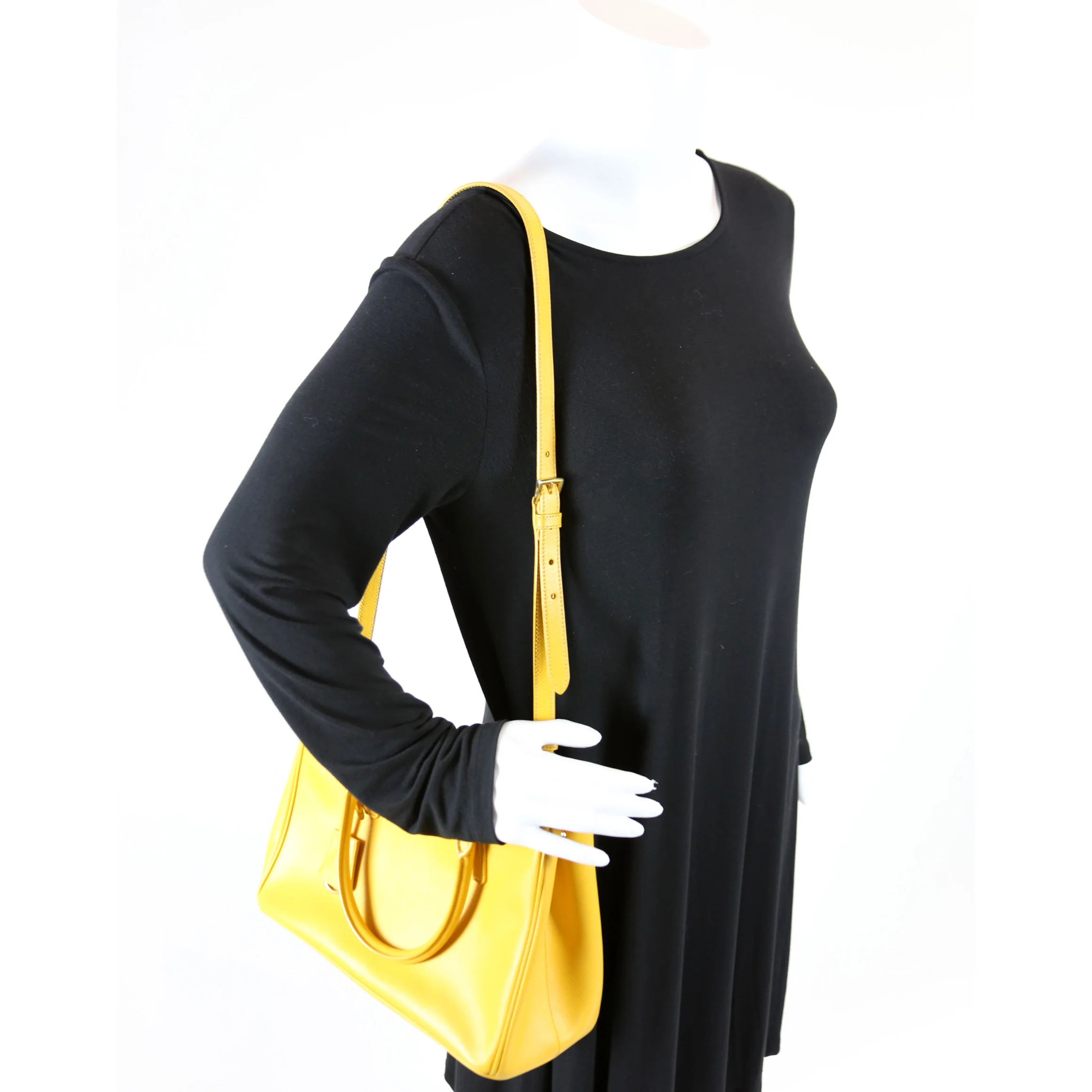 Saffiano Galleria Small - Image 12