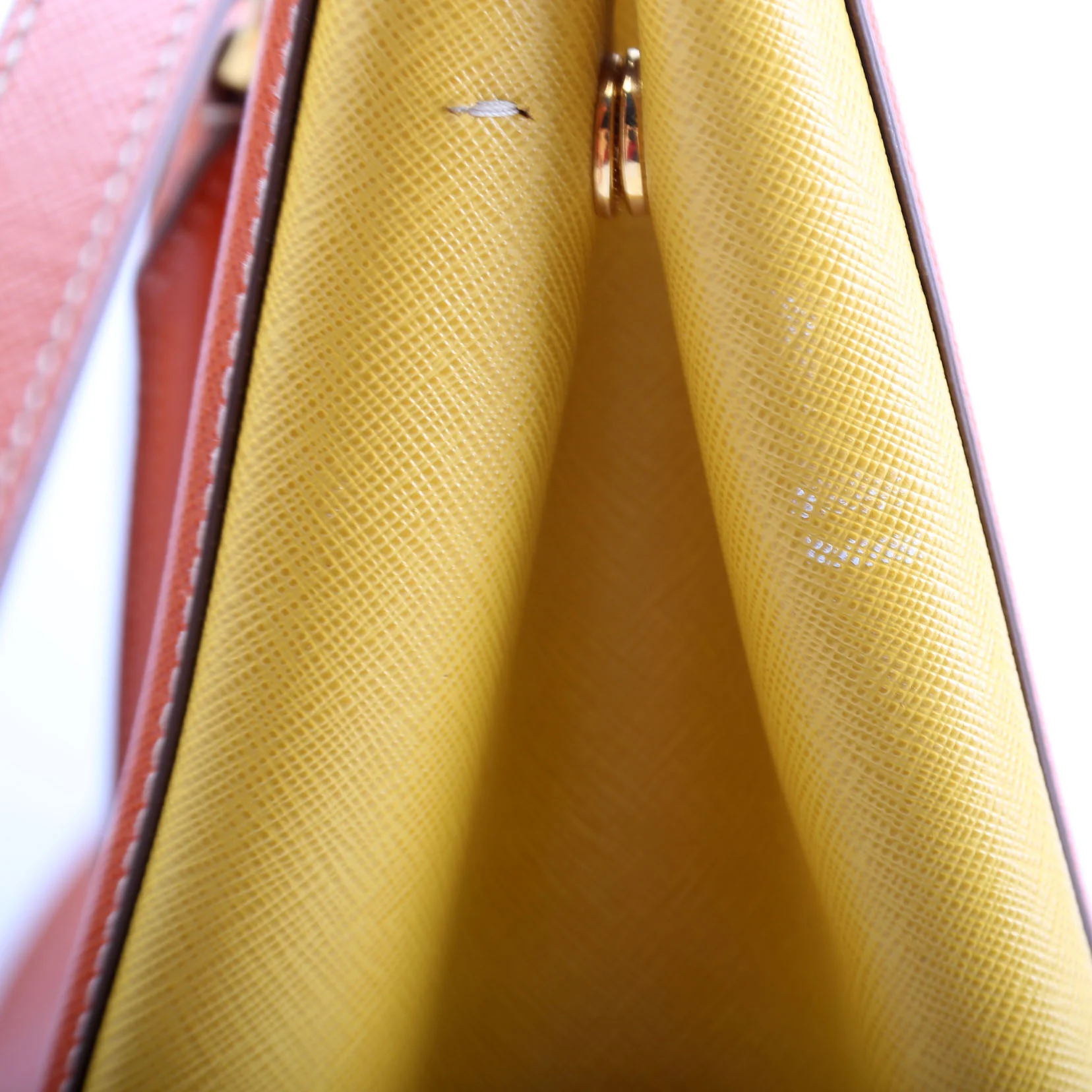 Saffiano Lux Tote Medium Orange/Yellow - Image 5