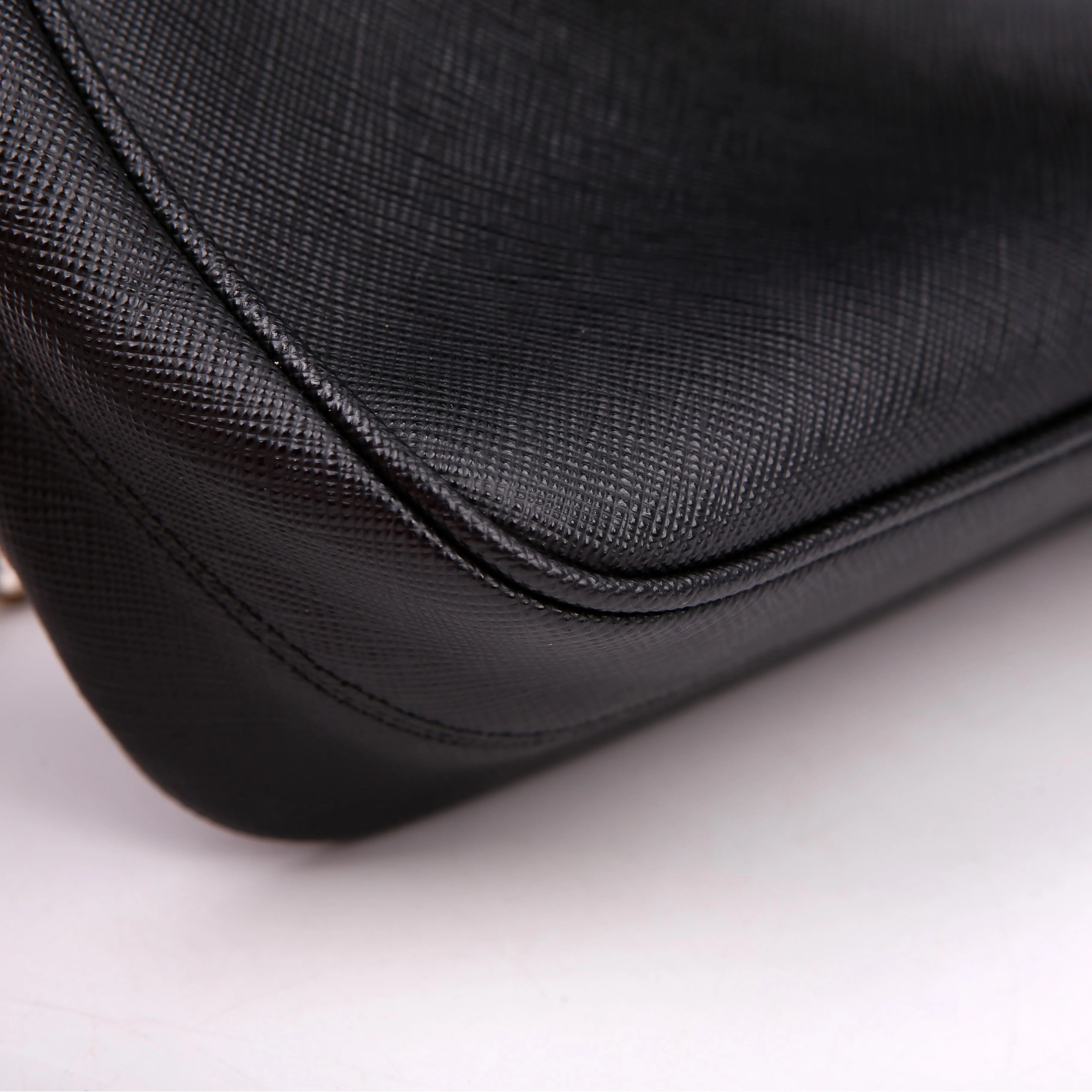 Saffiano Re-Edition 2005 Black - Image 7