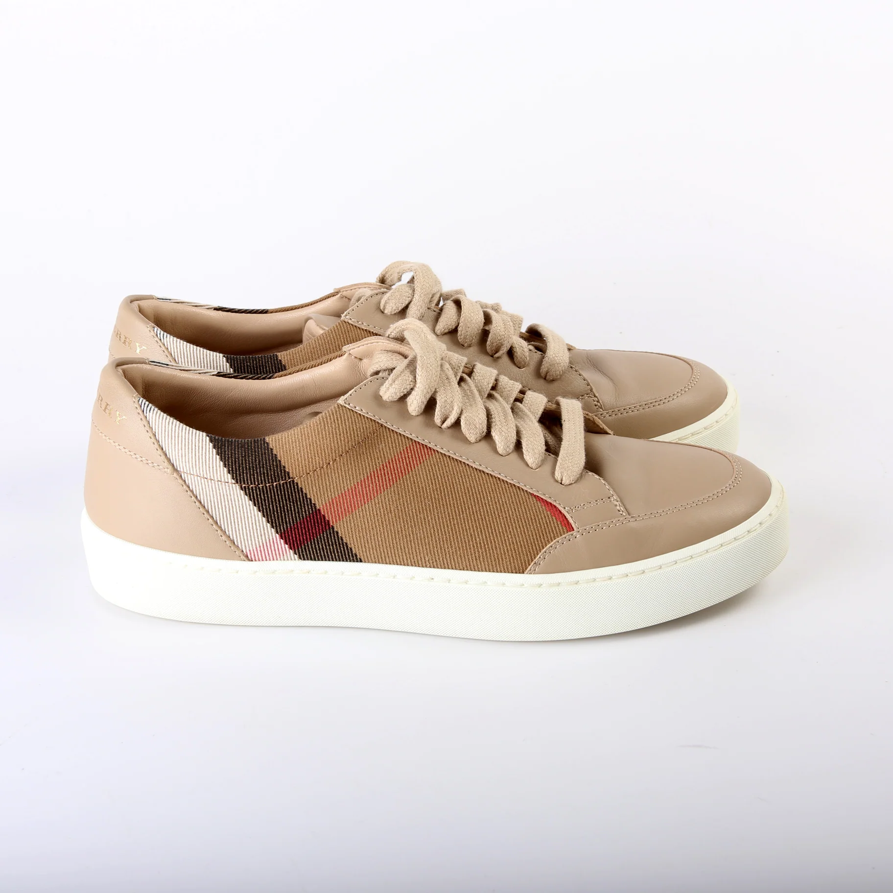 Salmond Check Sneakers Size 37.5 - Image 5