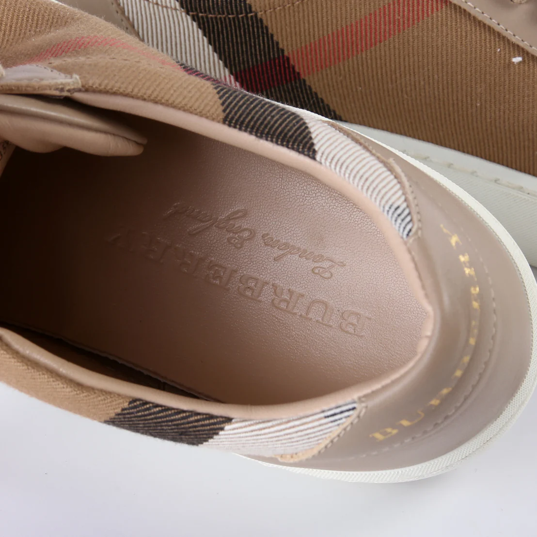Salmond Check Sneakers Size 37.5 - Image 6
