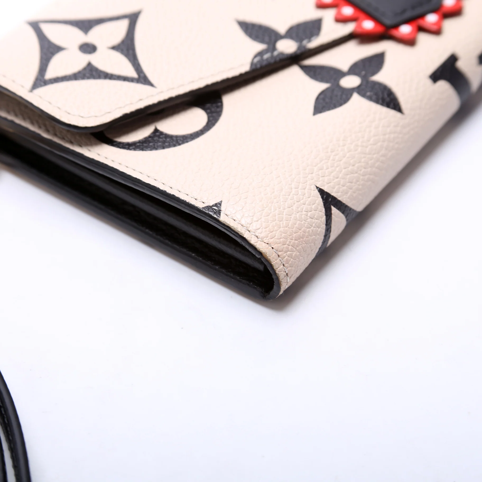 Sarah Wallet Crafty Beige/Black - Image 6
