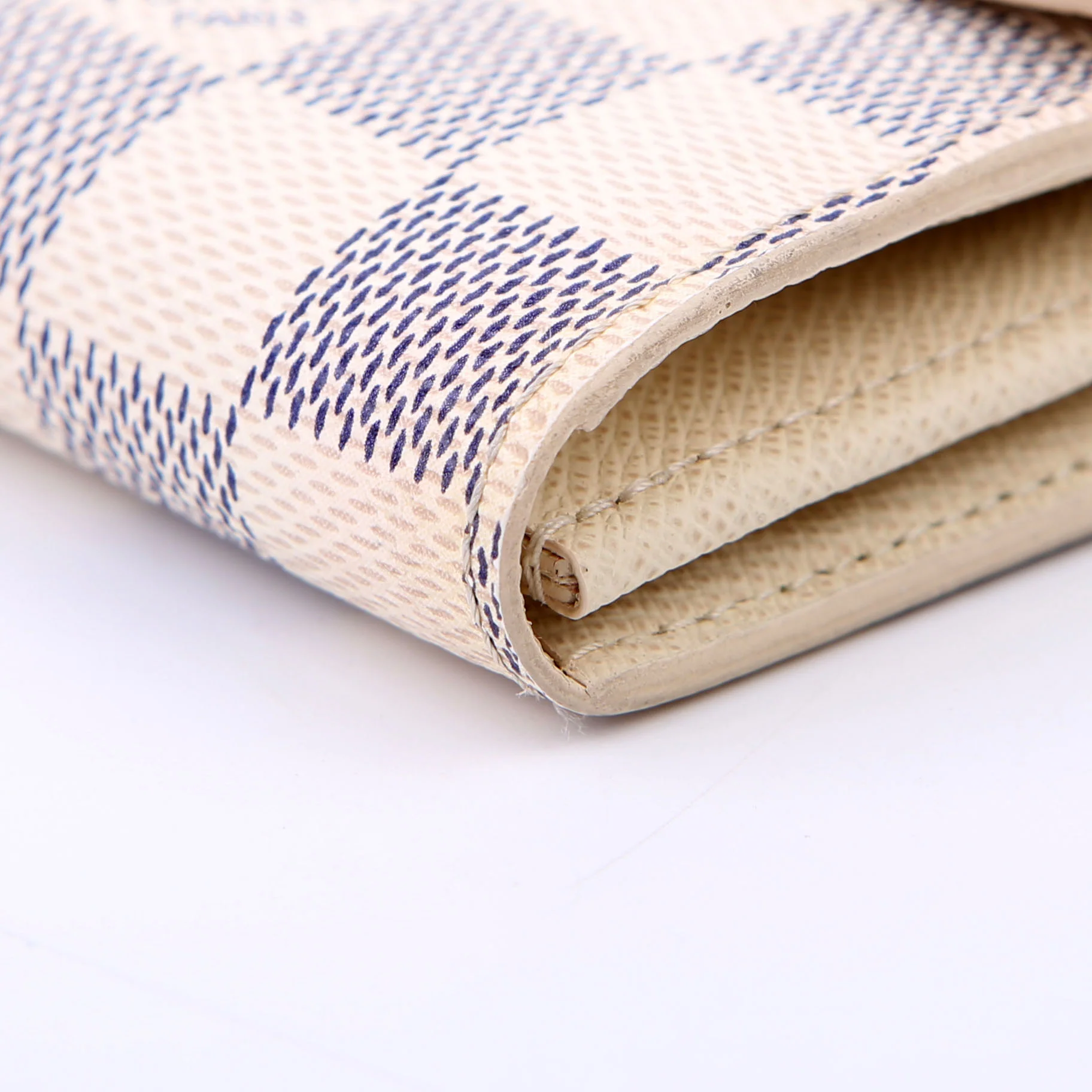 Sarah Wallet Damier Azur - Image 6