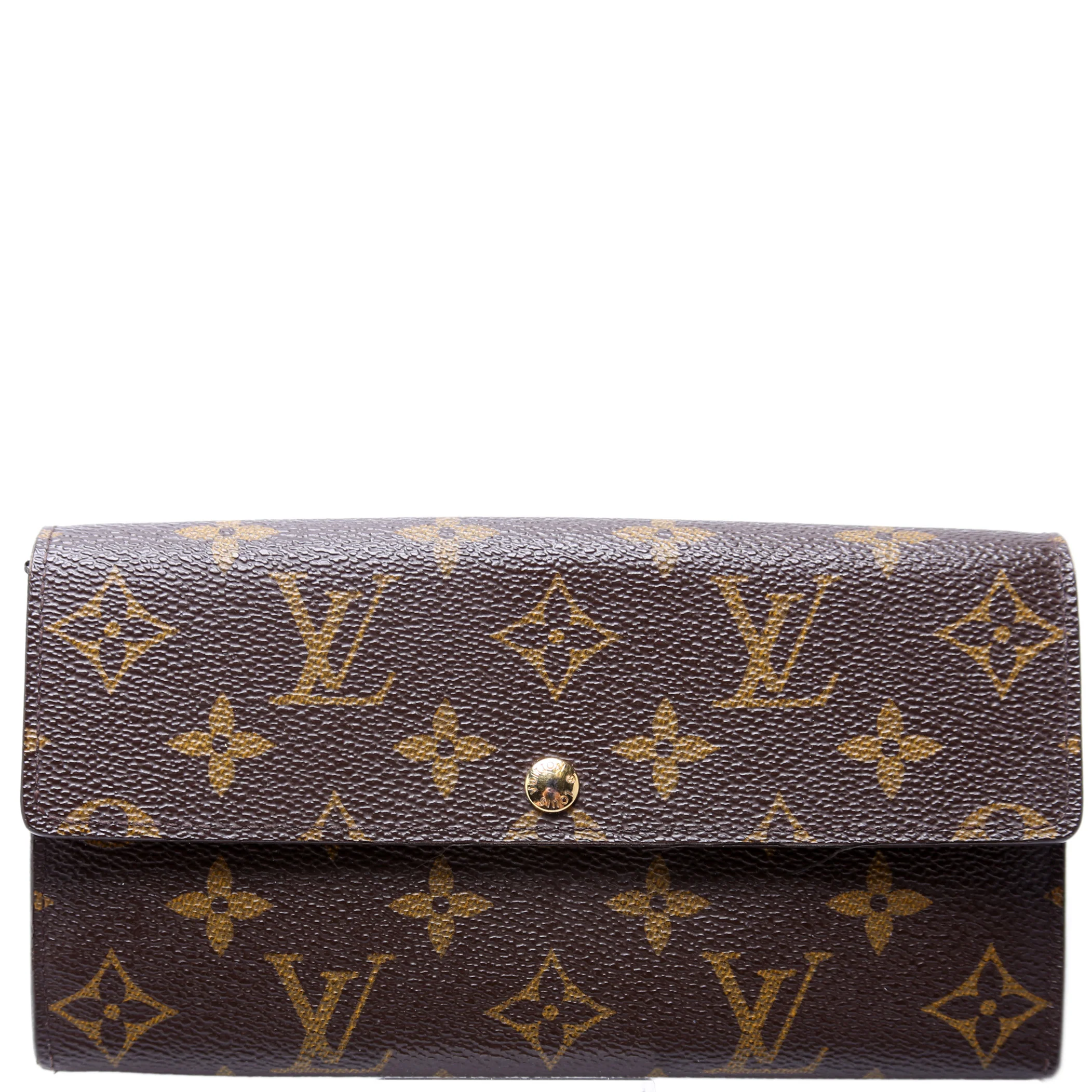 Sarah Wallet Monogram