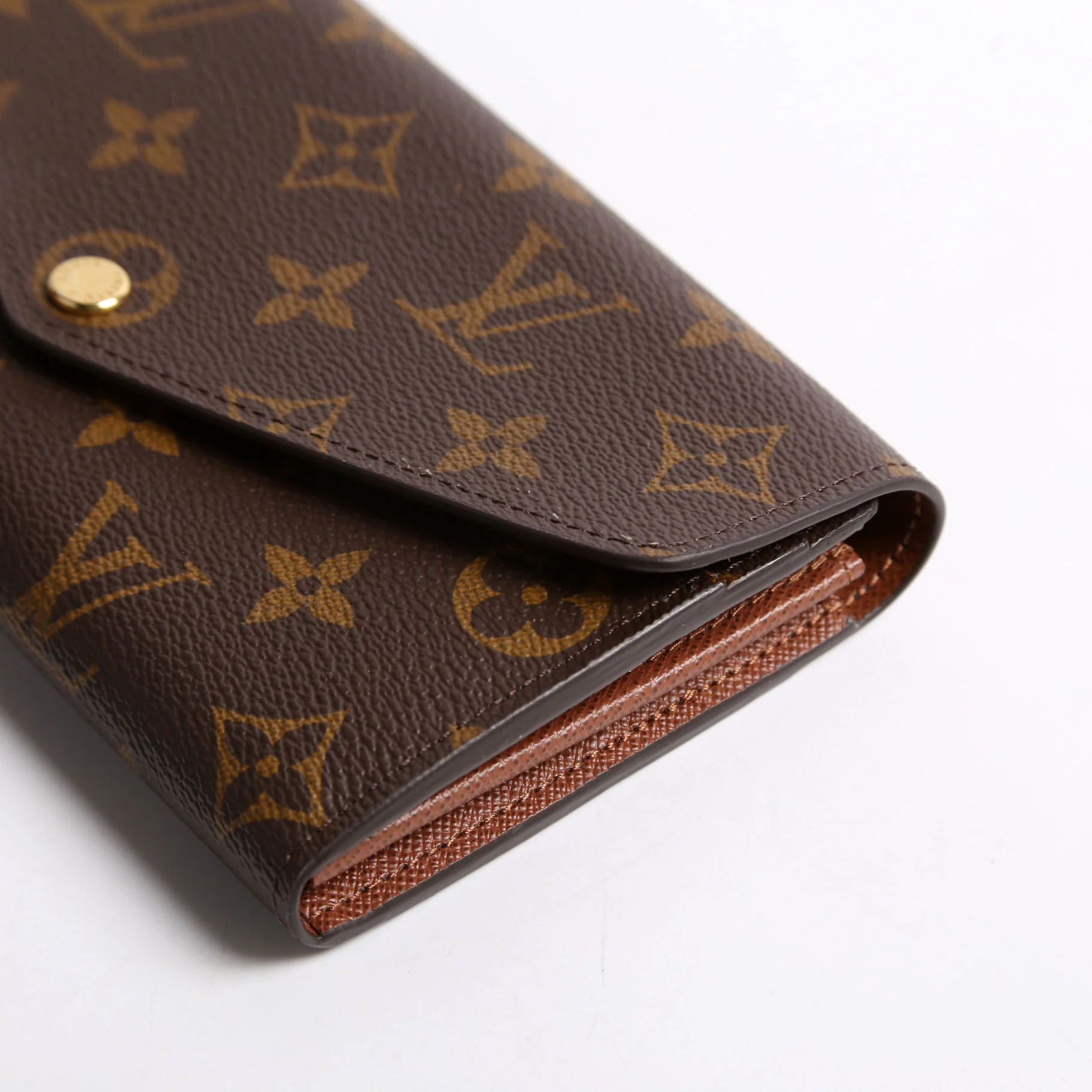 Sarah Wallet Monogram Newer - Image 5
