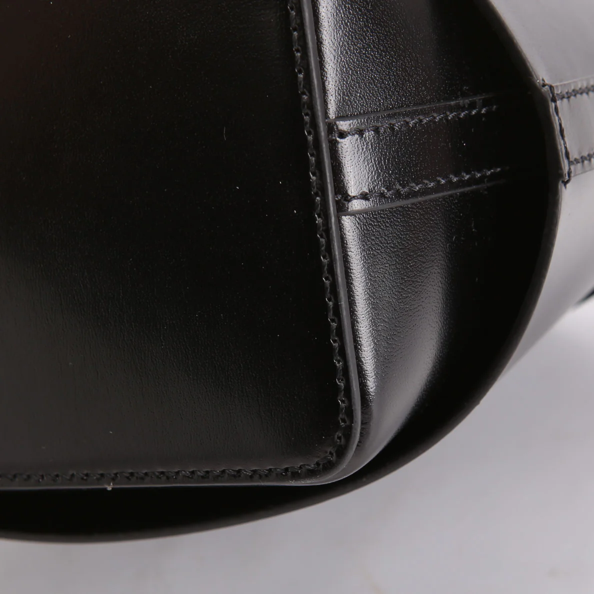 Shark Lock Bucket Bag Box Calfskin - Image 8