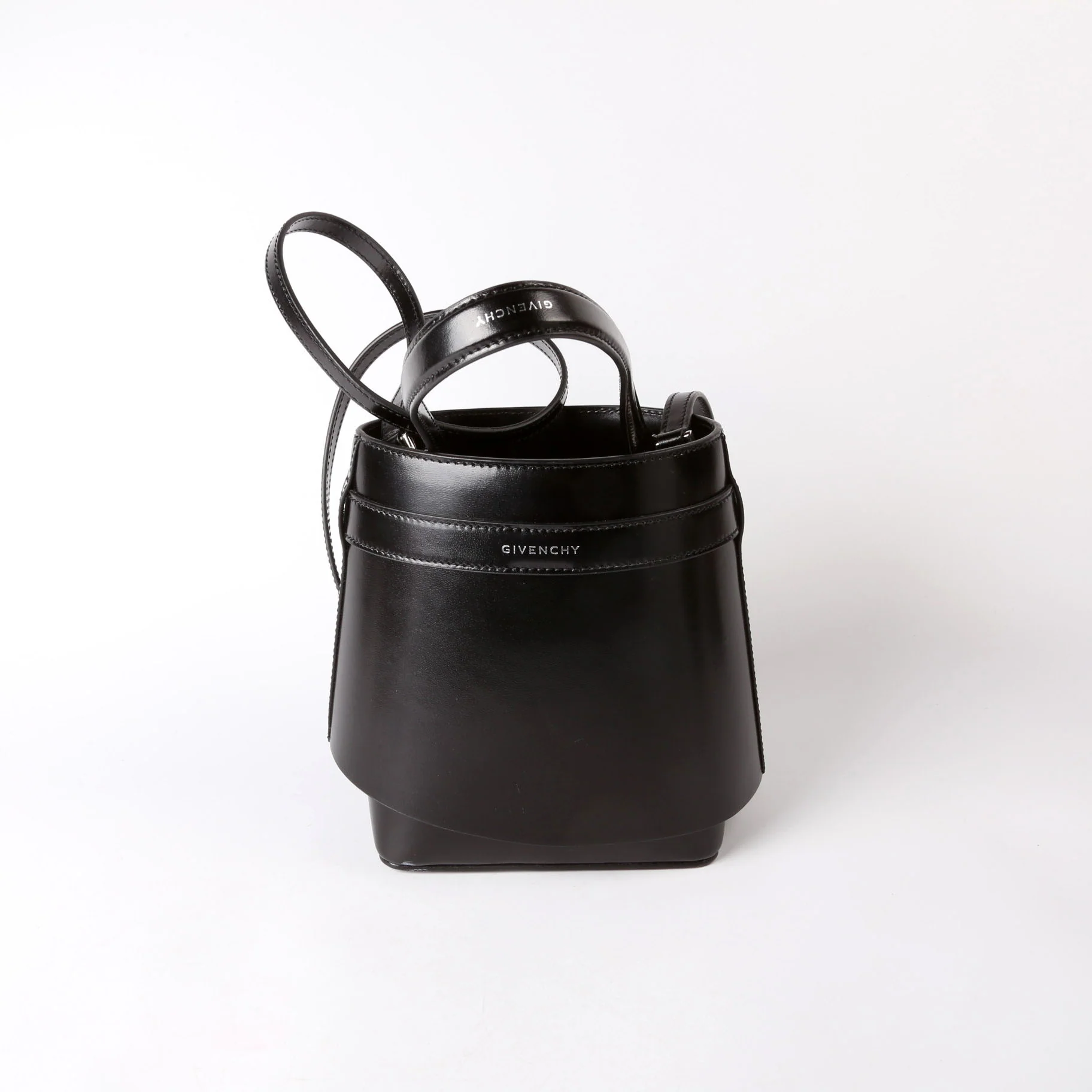 Shark Lock Bucket Bag Box Calfskin Black - Image 2