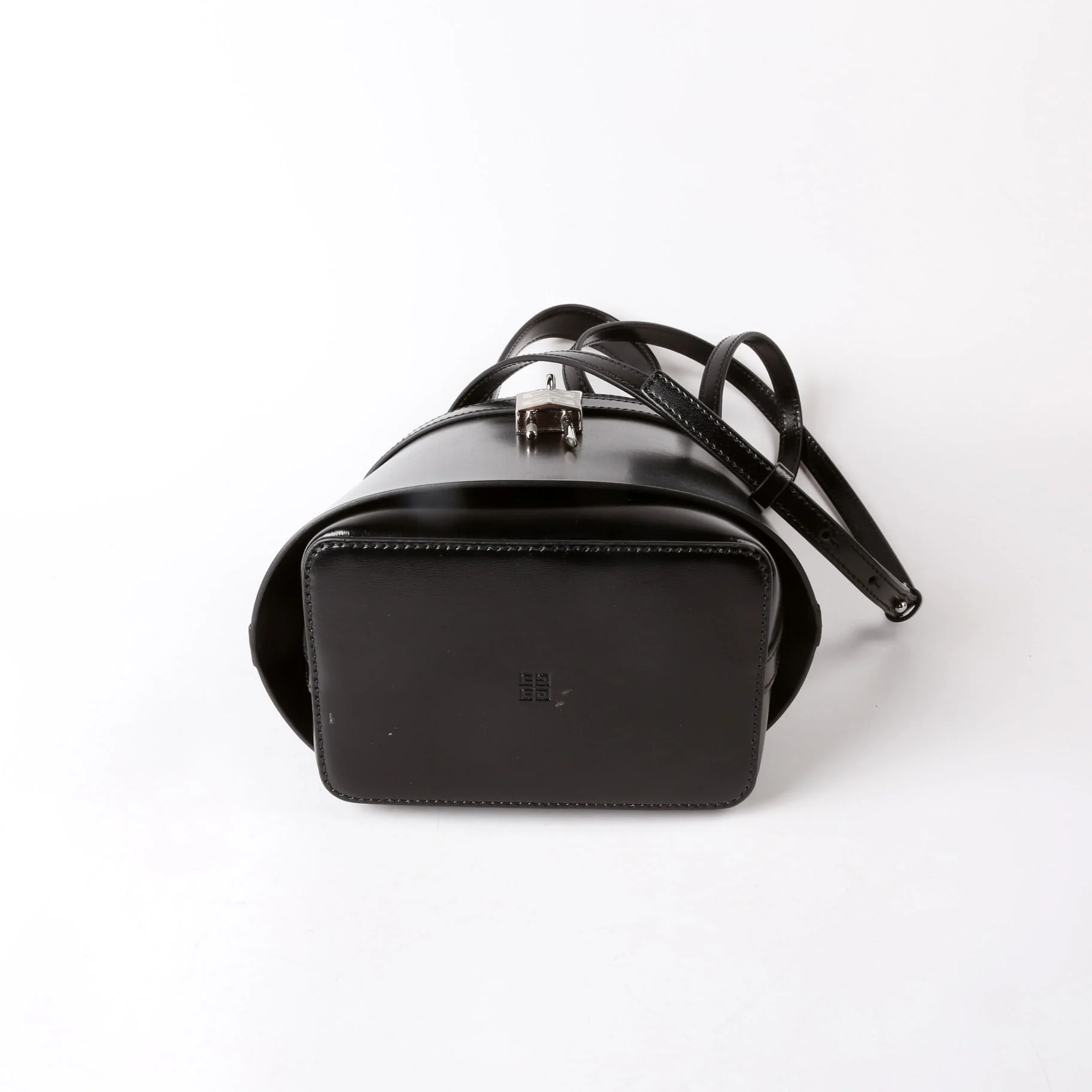 Shark Lock Bucket Bag Box Calfskin Black - Image 3