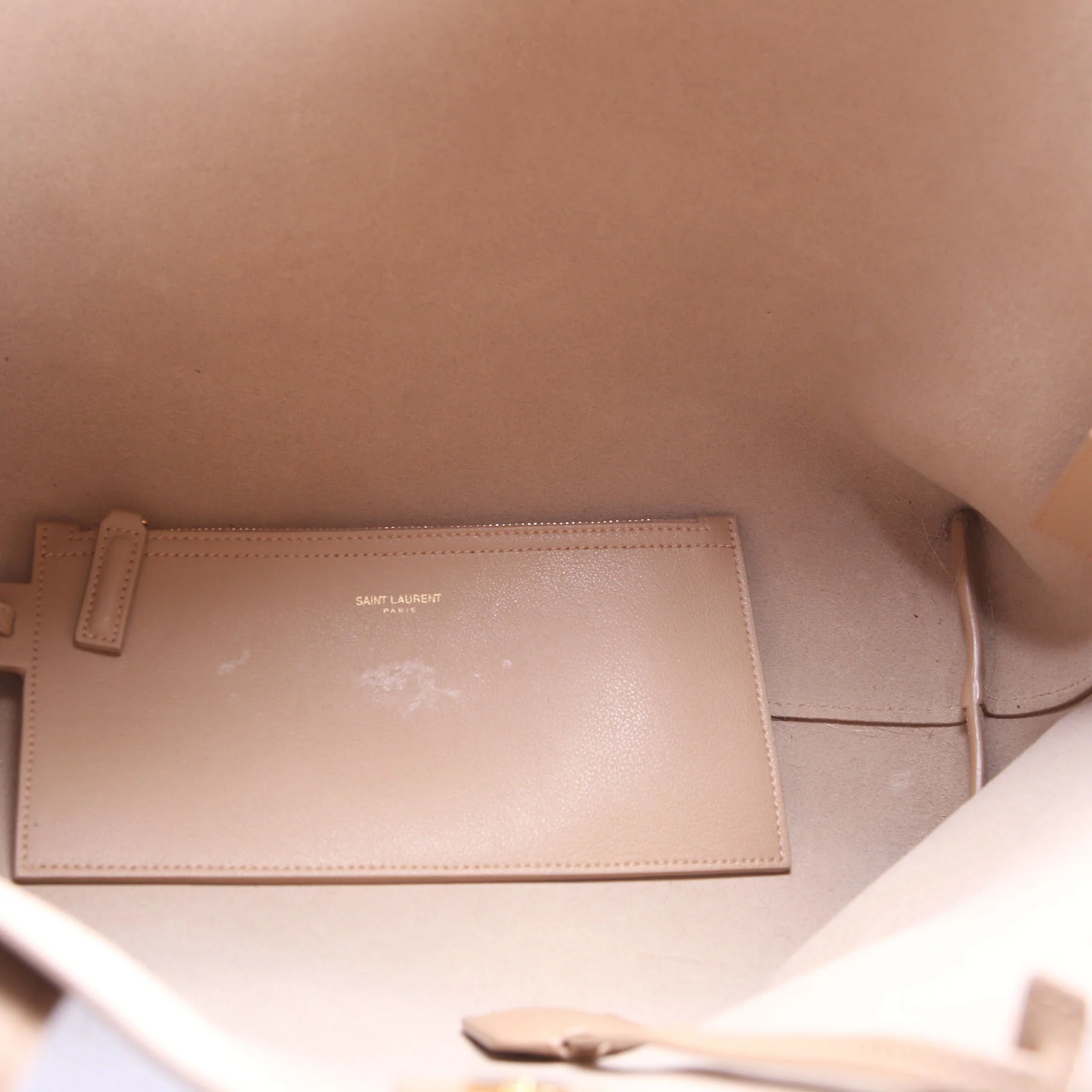 Shopping Bag East/West Supple Leather 600281 Beige - Image 10