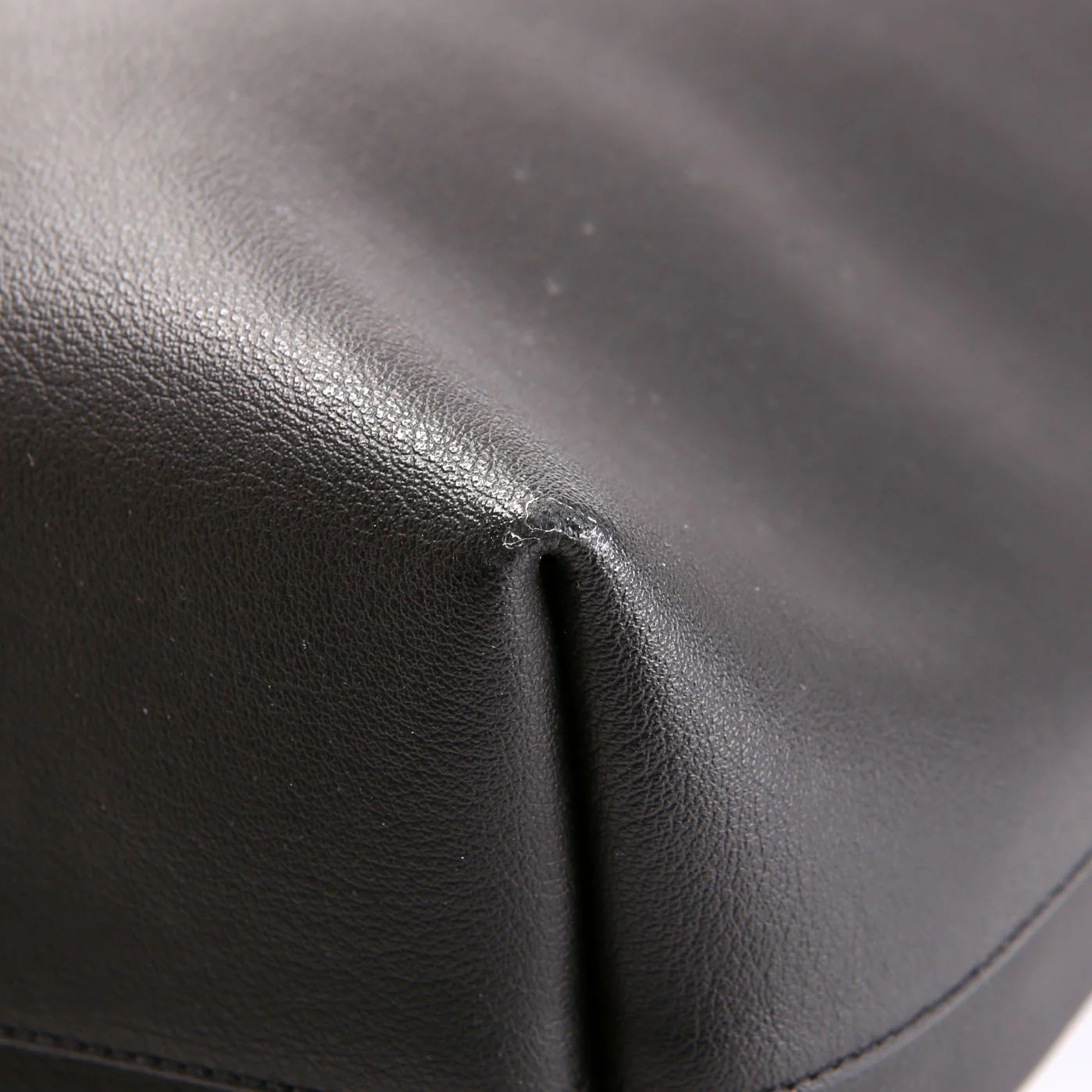 Shopping Bag East/West Supple Leather 600281 Black - Image 6