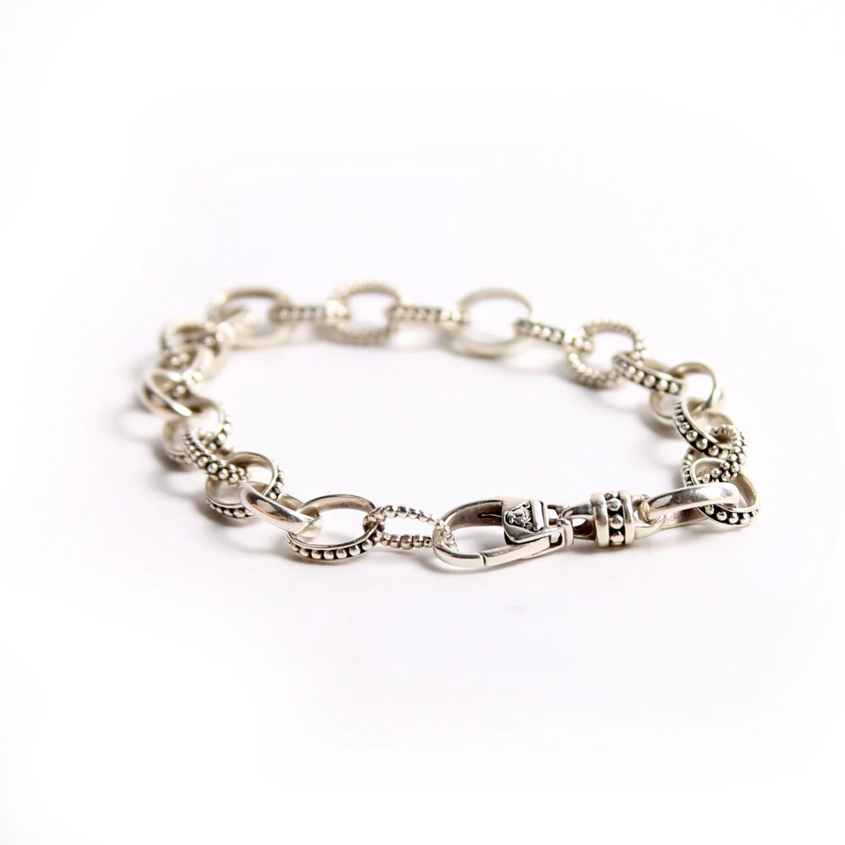Signature Caviar Bead Link 8MM Bracelet 925 - Image 3
