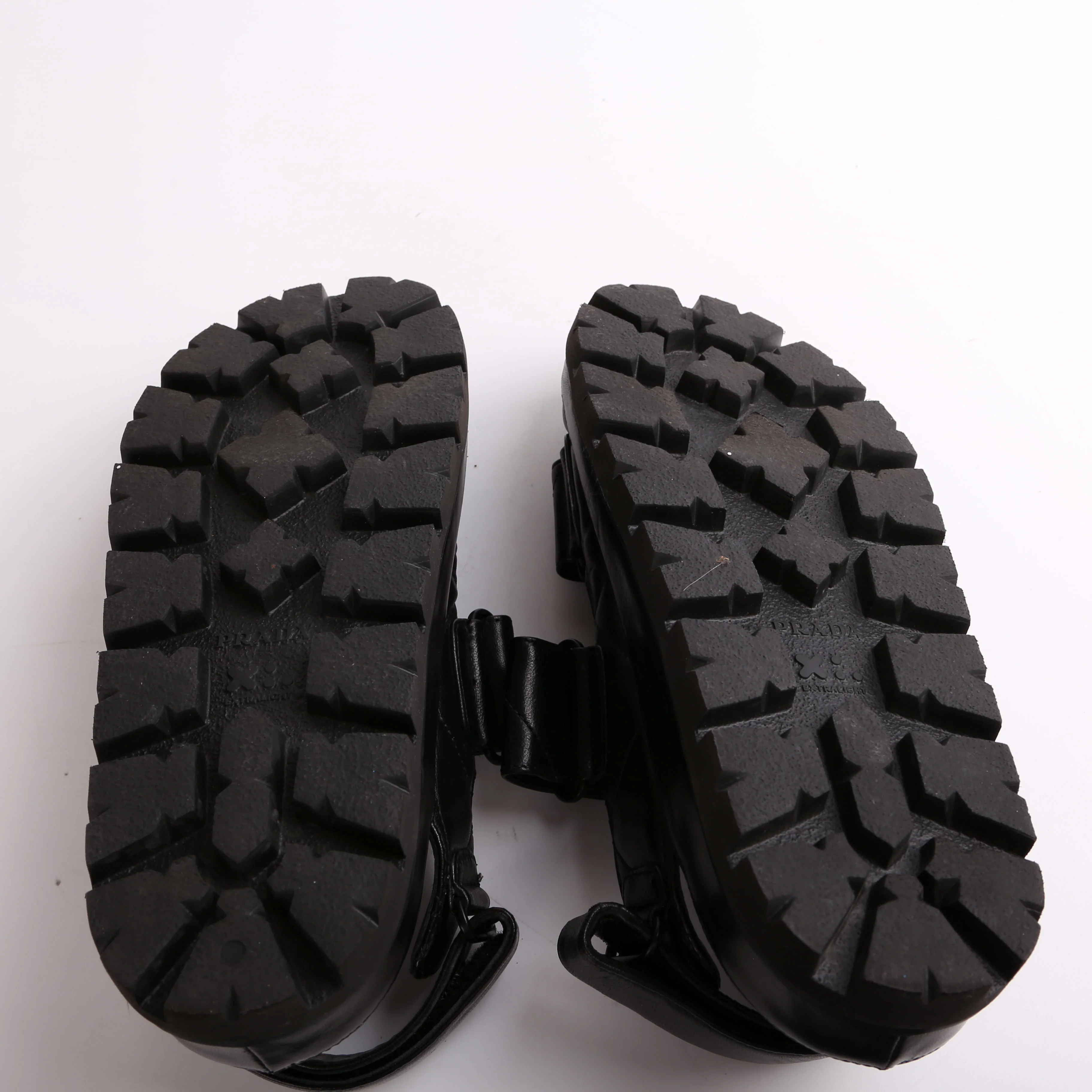 Slickback Quilted Sandals Size 37 - Image 7