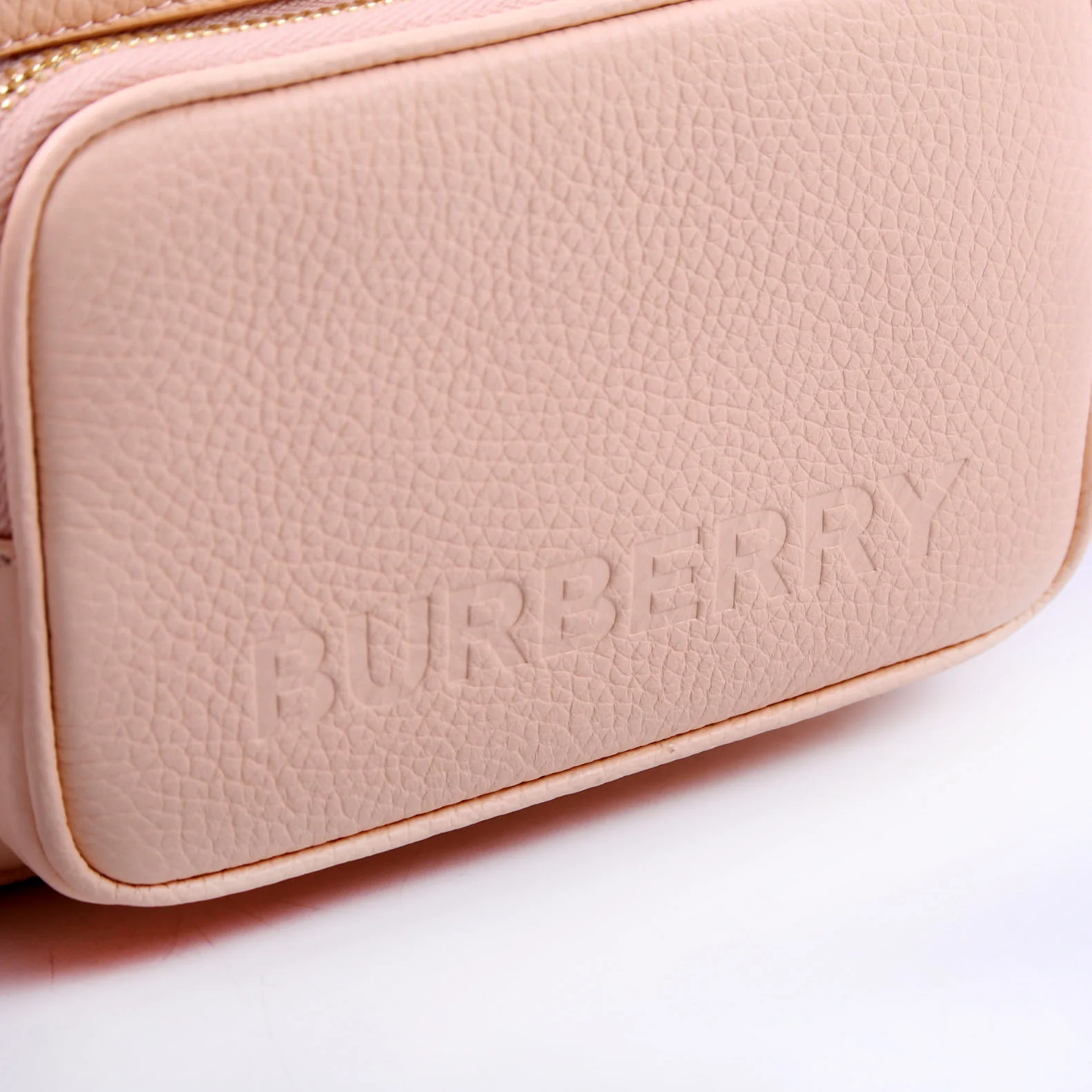 Small Camera Bag Grained Calfskin Pink - Image 8