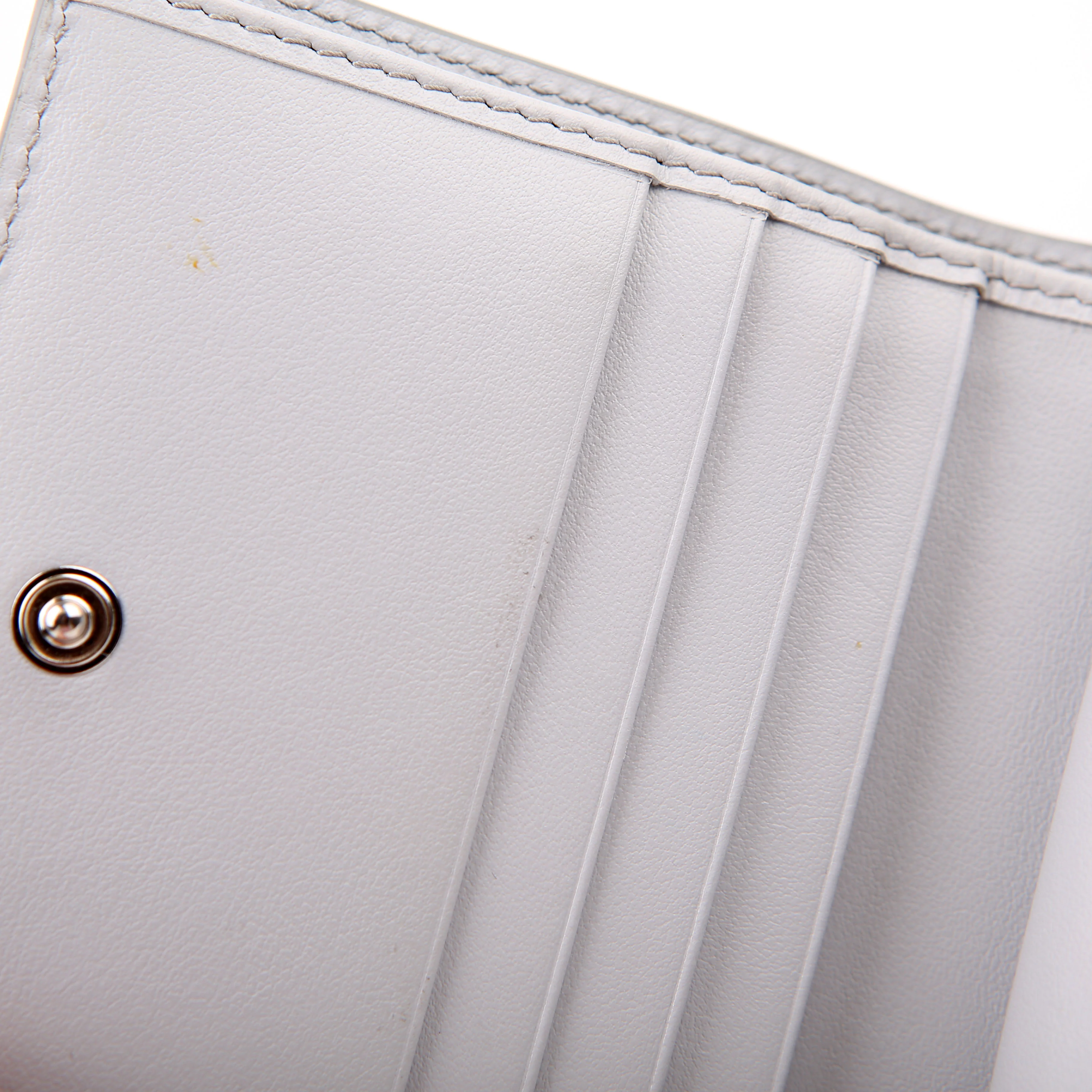 Small Leather Wallet Grey - Image 10