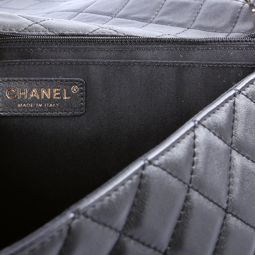 Small XXL Travel Flap Bag Quilted Calfskin 28M - Image 7