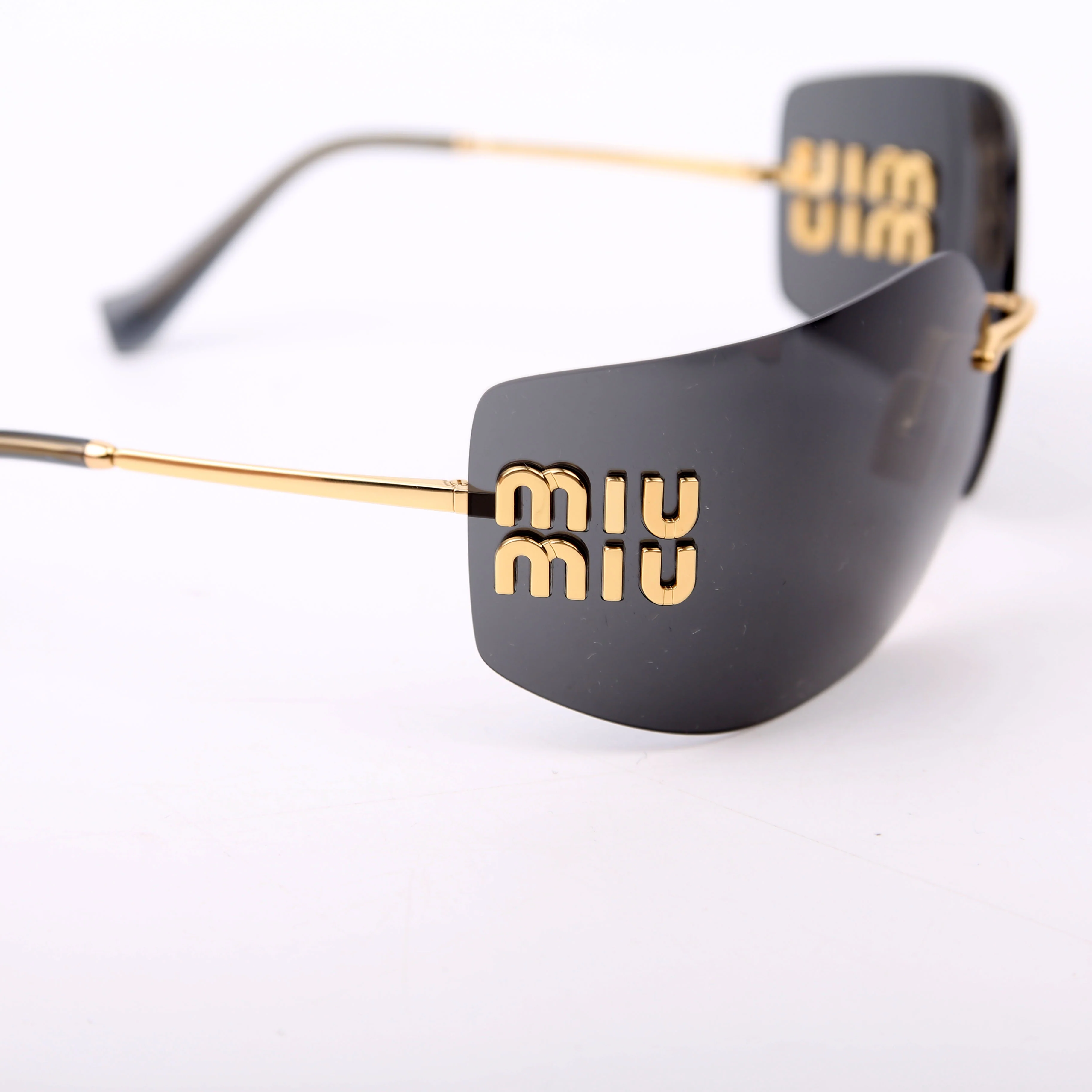 SMU54Y Shield Sunglasses Black/Gold - Image 5
