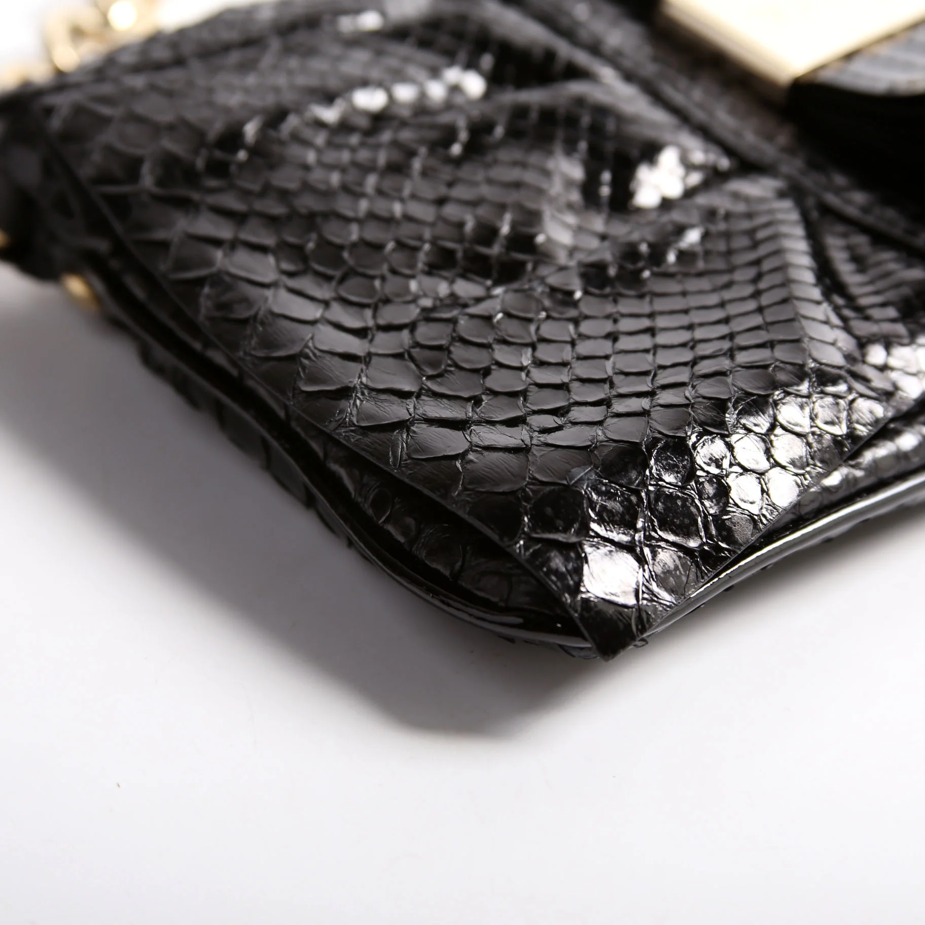 Snake Embossed Clutch With Chain - Image 4
