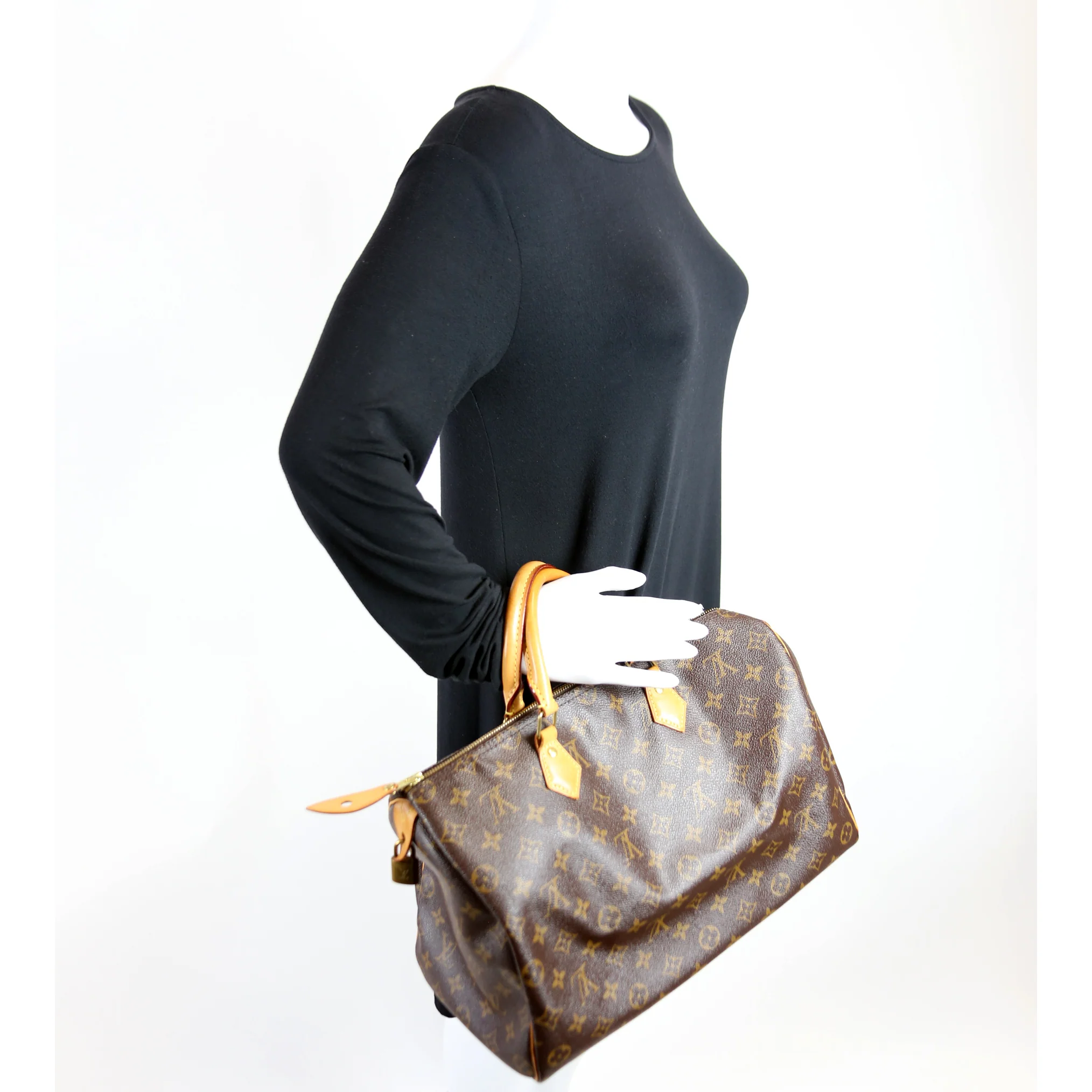 Speedy 35 Monogram - Image 12