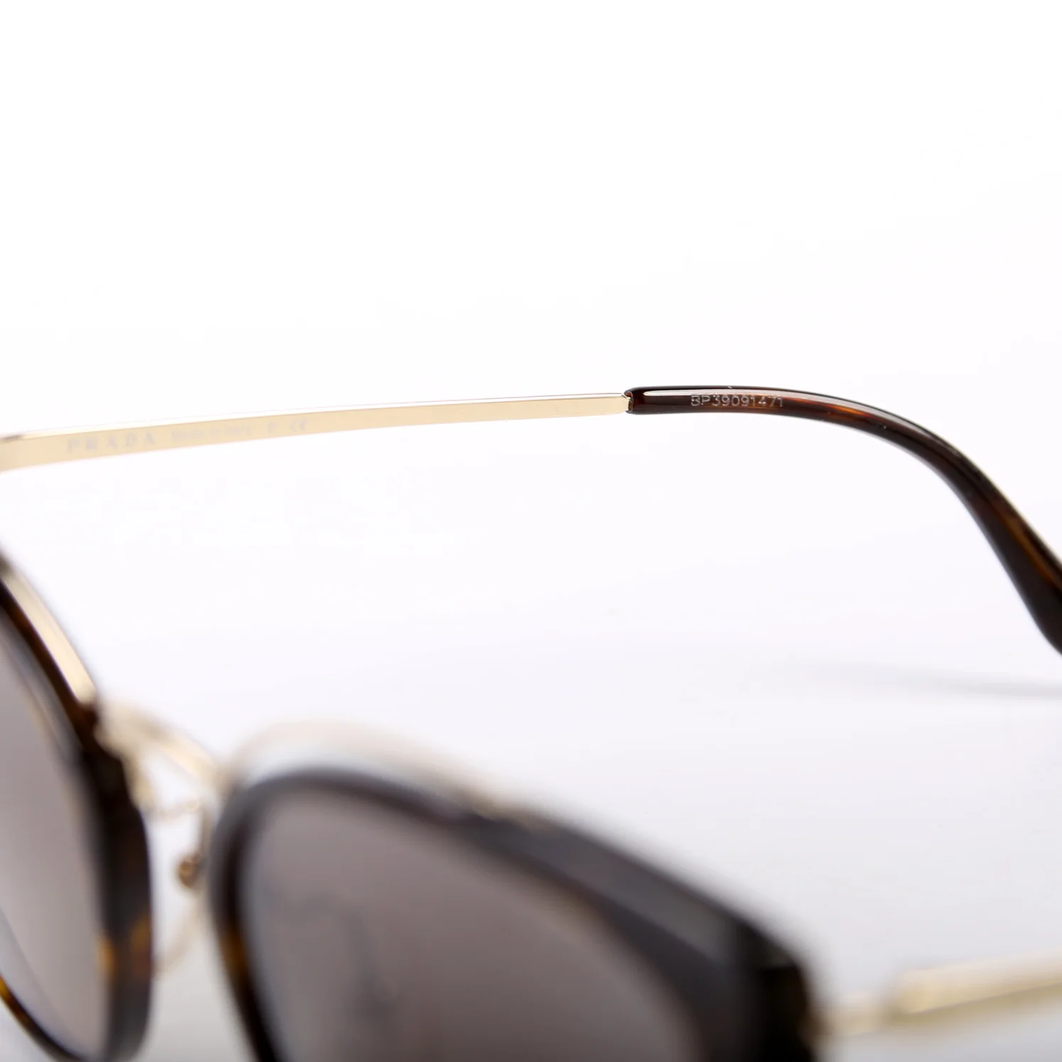SPR20U Tortoise Sunglasses - Image 6