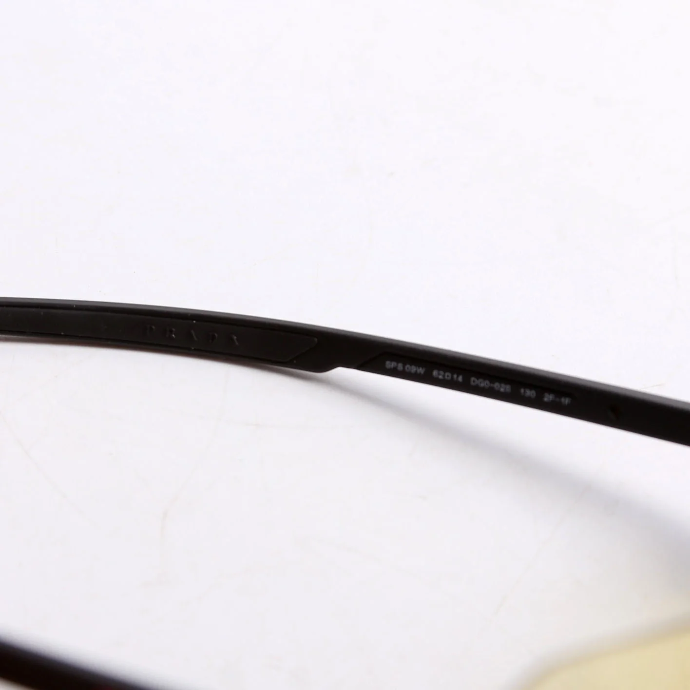 SPS 09W Oval Sunglasses - Image 5